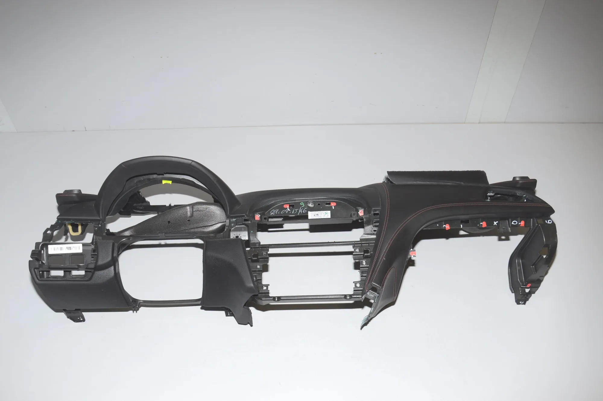 Dashboard – OEM 9238617 · BMW 6 Gran Coupe (F06) 640 d xDrive 2015