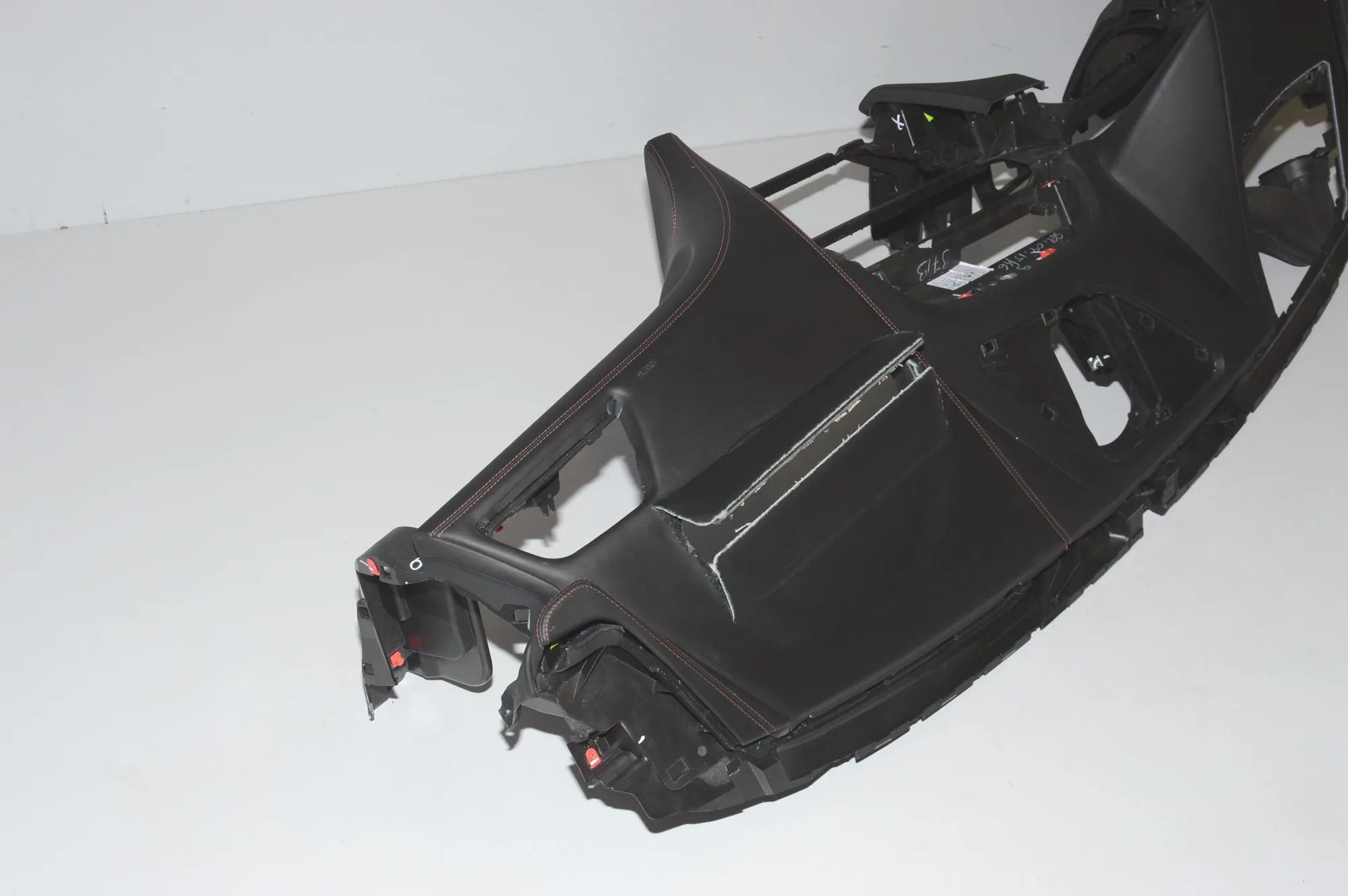 Dashboard – OEM 9238617 · BMW 6 Gran Coupe (F06) 640 d xDrive 2015 – 5