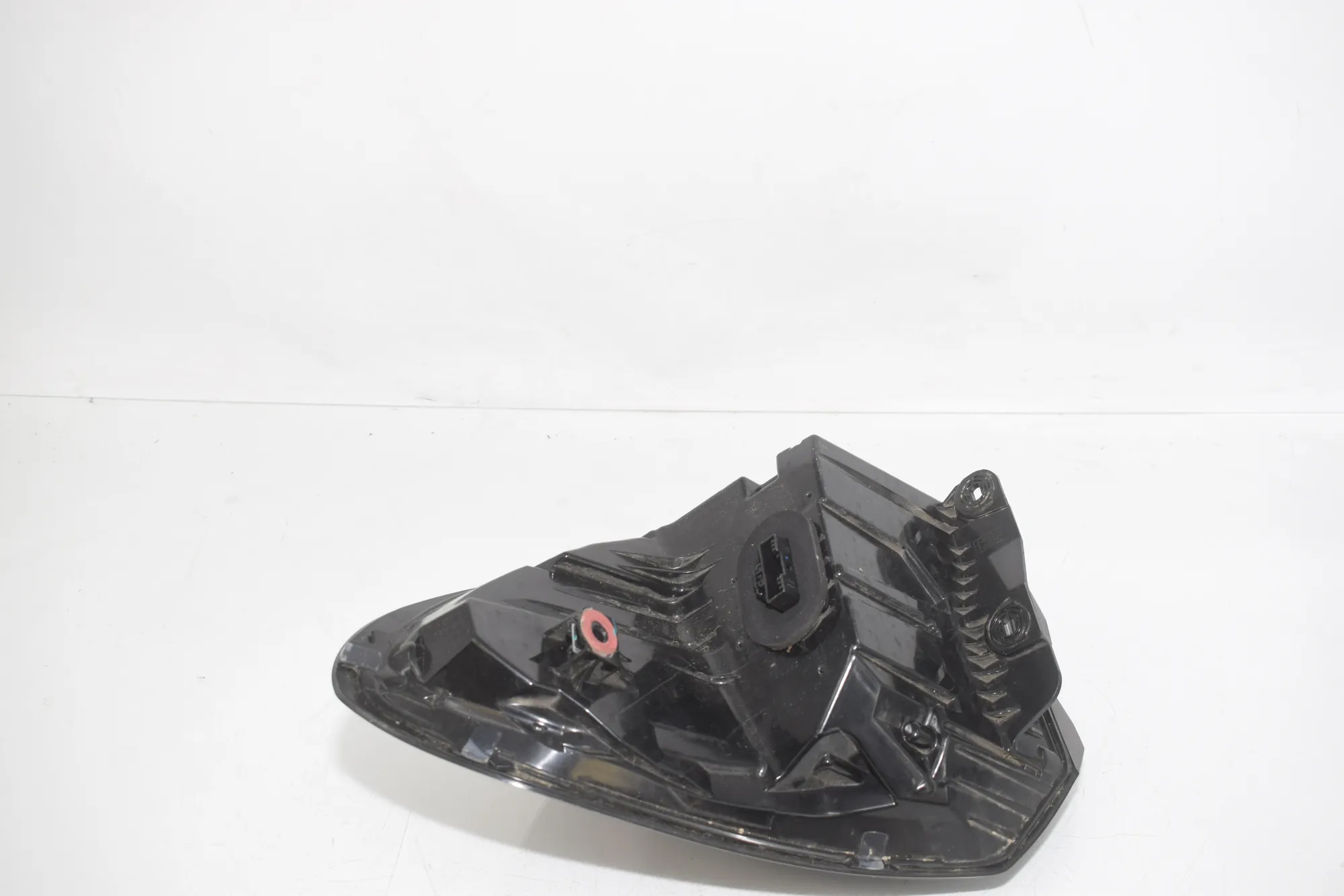 Rear Left Tail Light – OEM 9850133 · BMW iX3 (G08) BMW iX3 (G08) Electric (286 HP) 2020 – 4