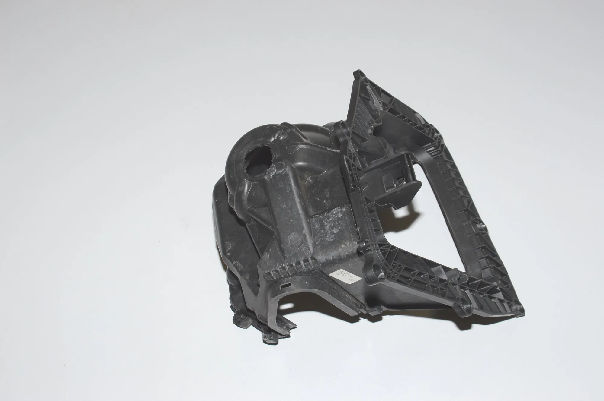 Other Body Parts – OEM 9216213 · BMW 6 Gran Coupe (F06) 640 d xDrive 2015 – 4