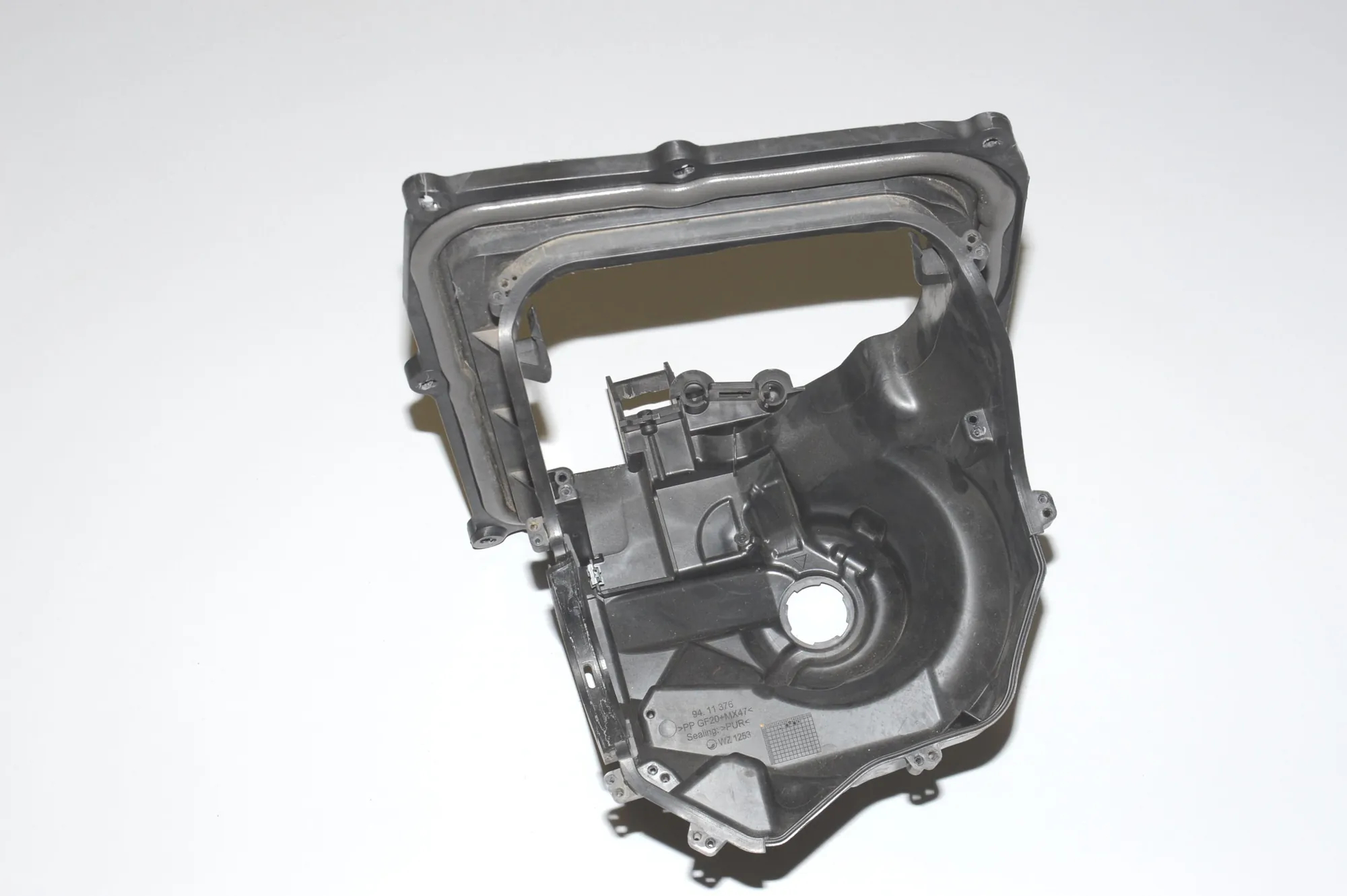 Other Body Parts – OEM 9216213 · BMW 6 Gran Coupe (F06) 640 d xDrive 2015 – 3