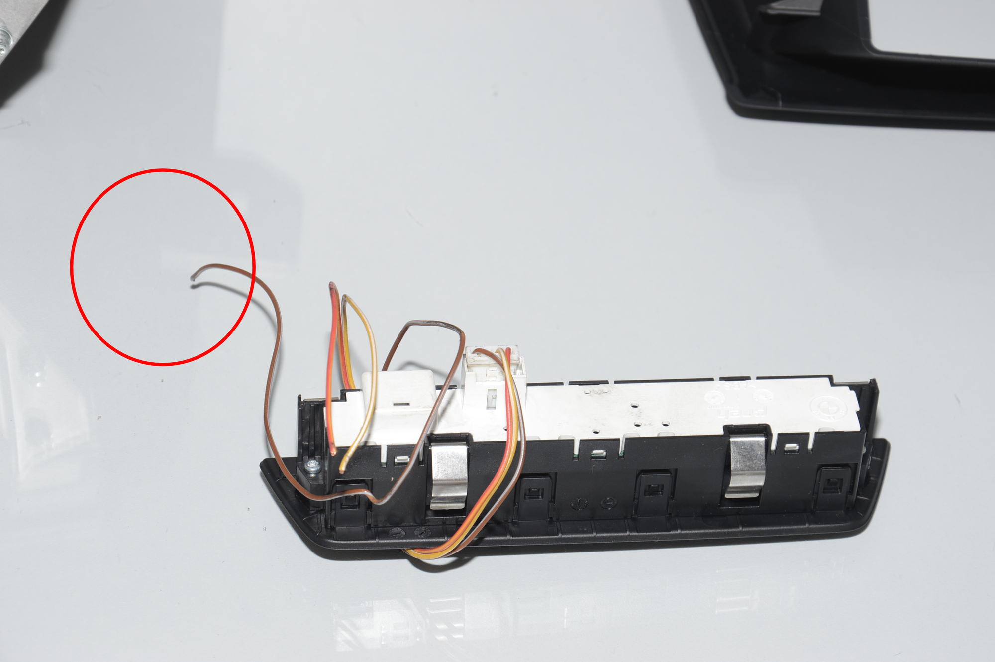 Head-Up Display – OEM 9359019 · BMW 6 Gran Coupe (F06) 640 d xDrive 2015 – 4