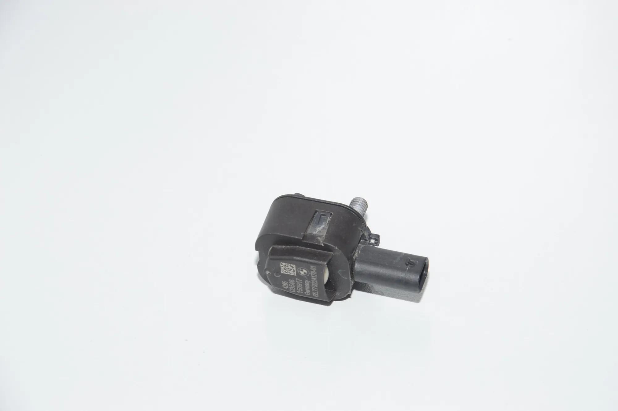 Right Side Impact Sensor – OEM 9224178 · BMW 6 Gran Coupe (F06) 640 d xDrive 2015 – 3