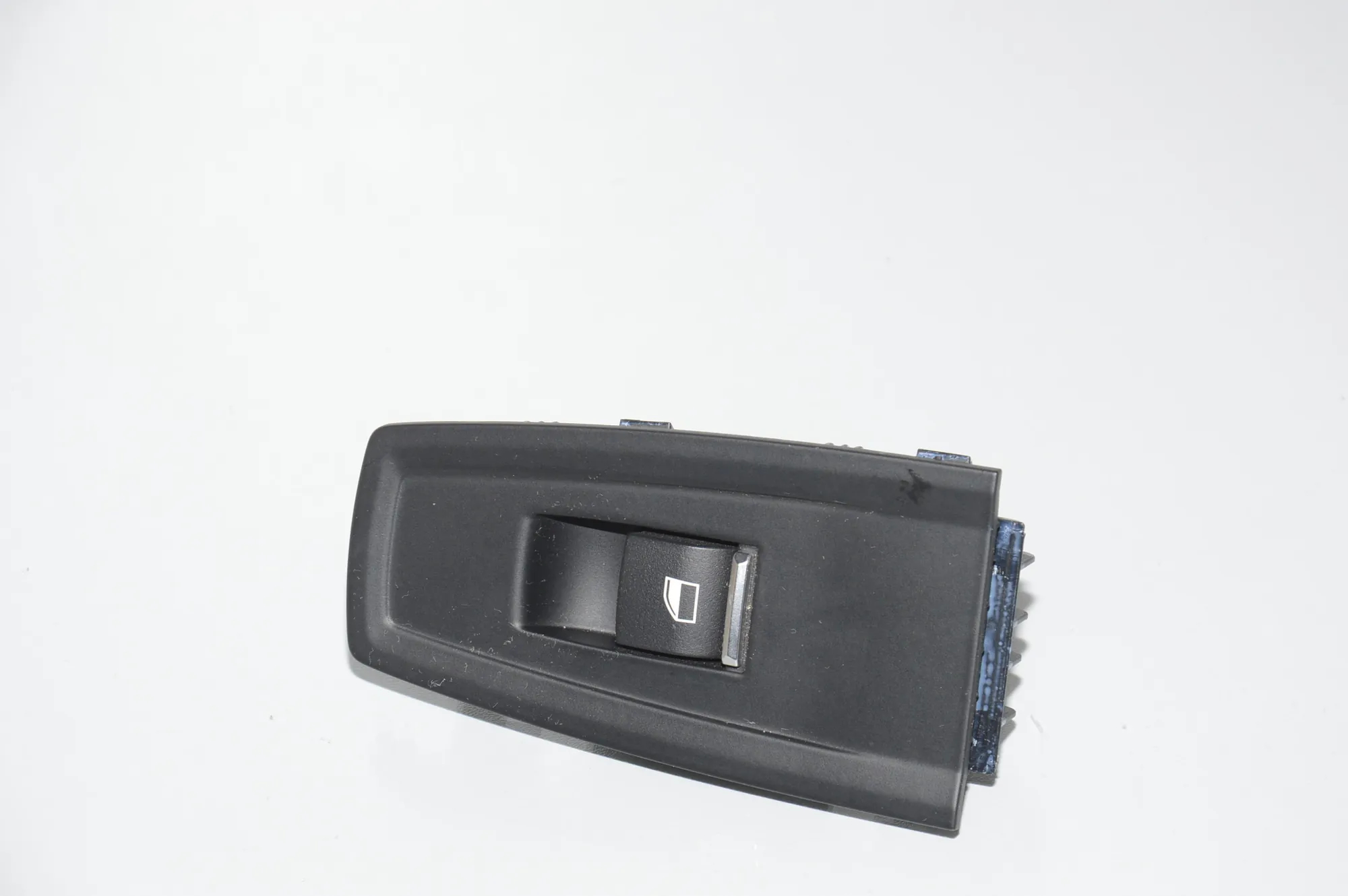 Rear Right Door Window Switch – OEM 9241949 · BMW 6 Gran Coupe (F06) 640 d xDrive 2015 – 2