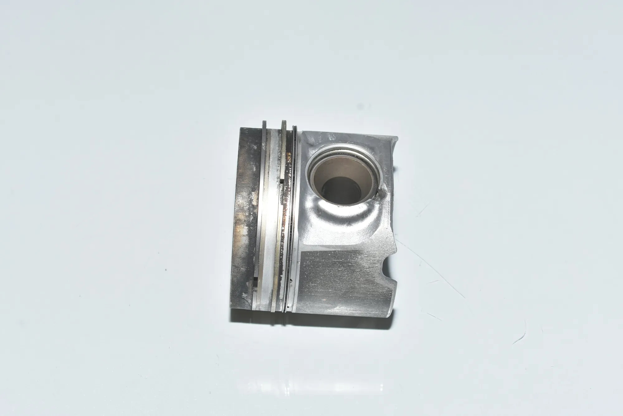 Piston – OEM 7805331 · BMW 7 (F01, F02) BMW 7 (F01, F02) 730 d 2010 – 3