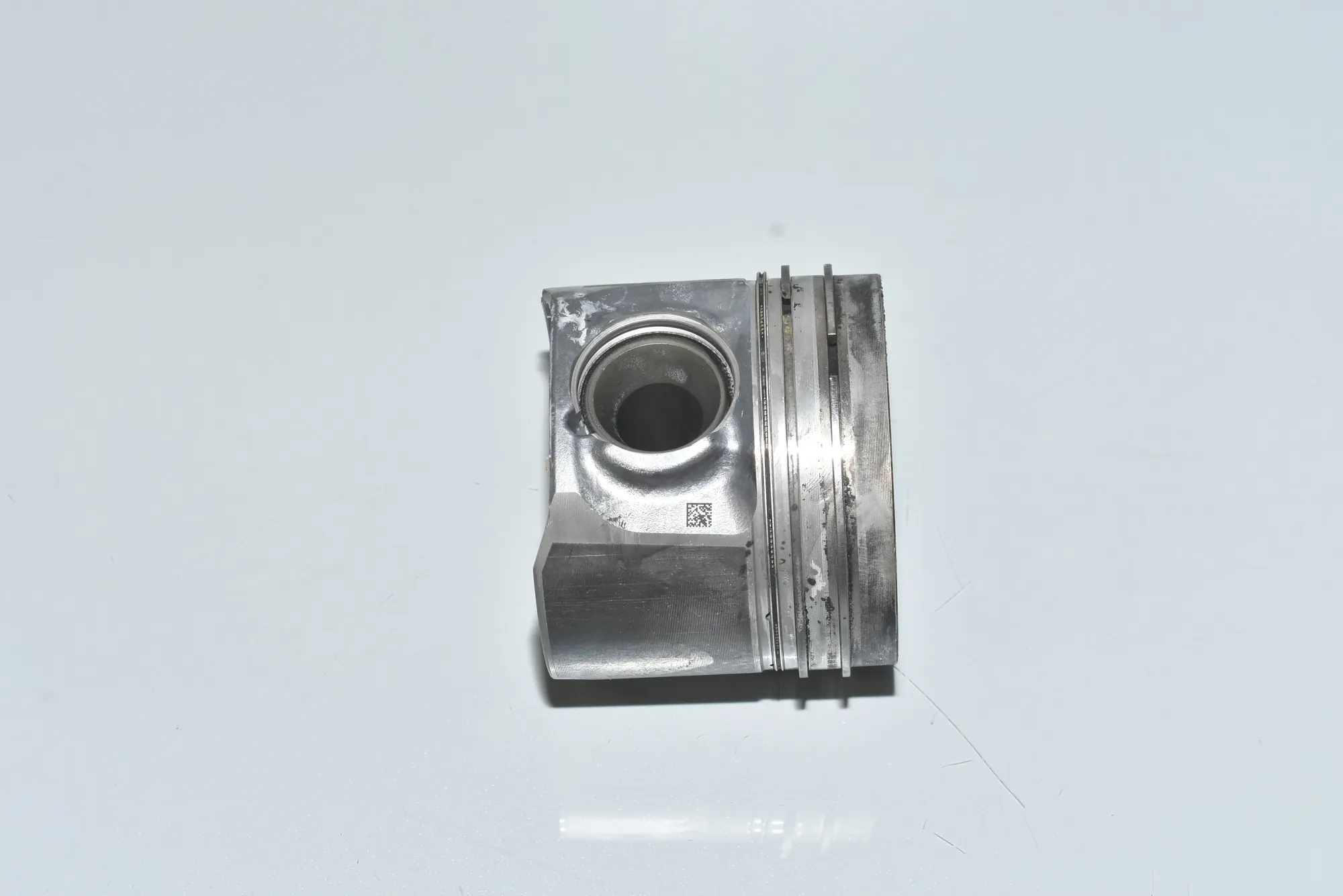 Piston – OEM 7805331 · BMW 7 (F01, F02) BMW 7 (F01, F02) 730 d 2010 – 2