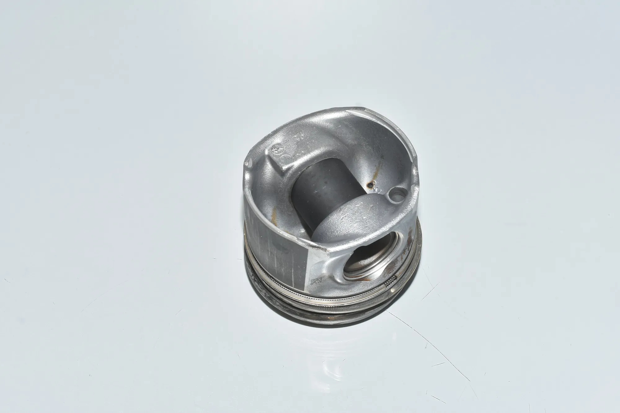 Piston – OEM 7805331 · BMW 7 (F01, F02) BMW 7 (F01, F02) 730 d 2010 – 3