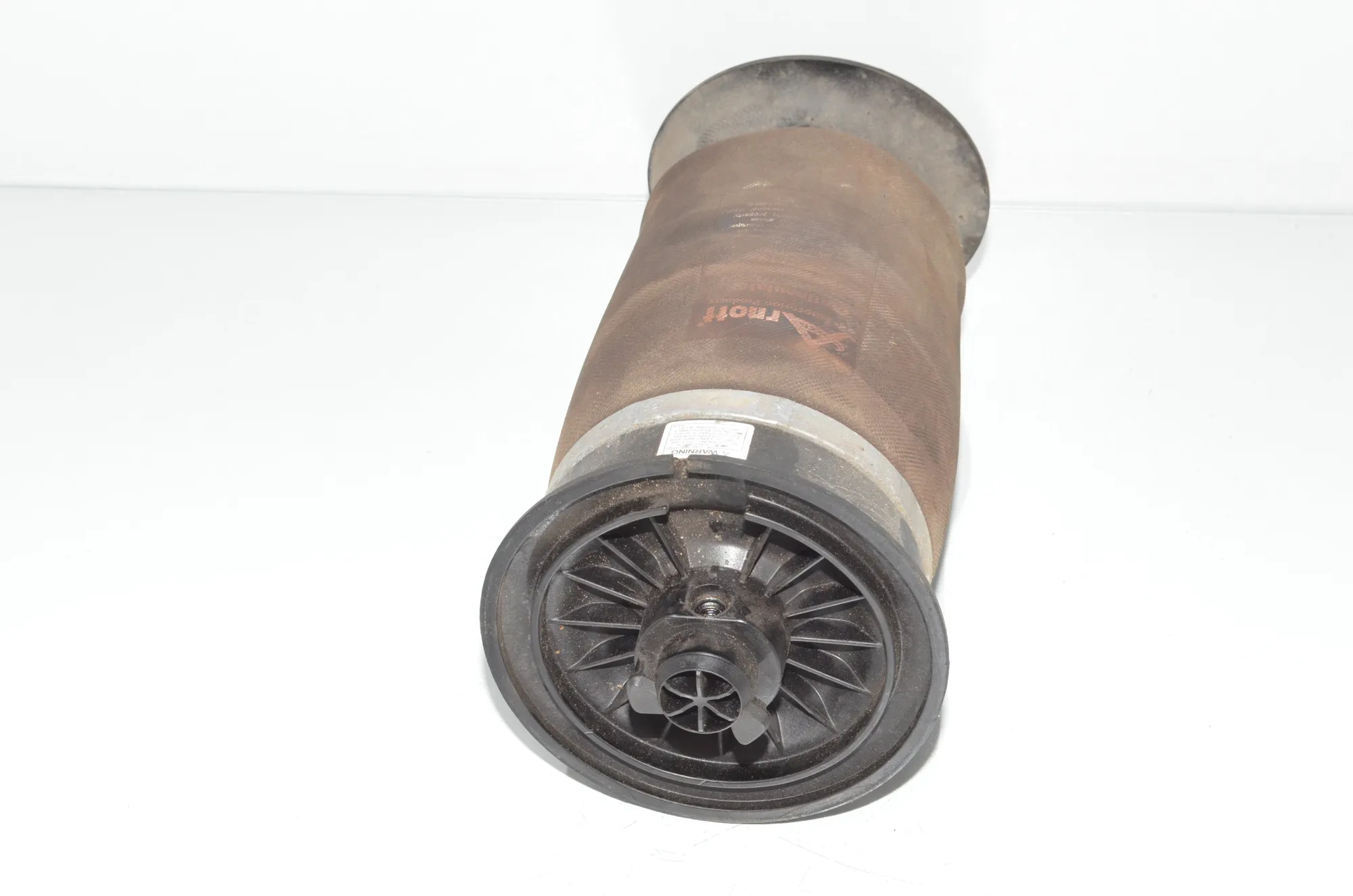 Rear Left Air Suspension Spring Bag – OEM 37106784381 · BMW 5 Touring (F11) 530 d 2014 – 3