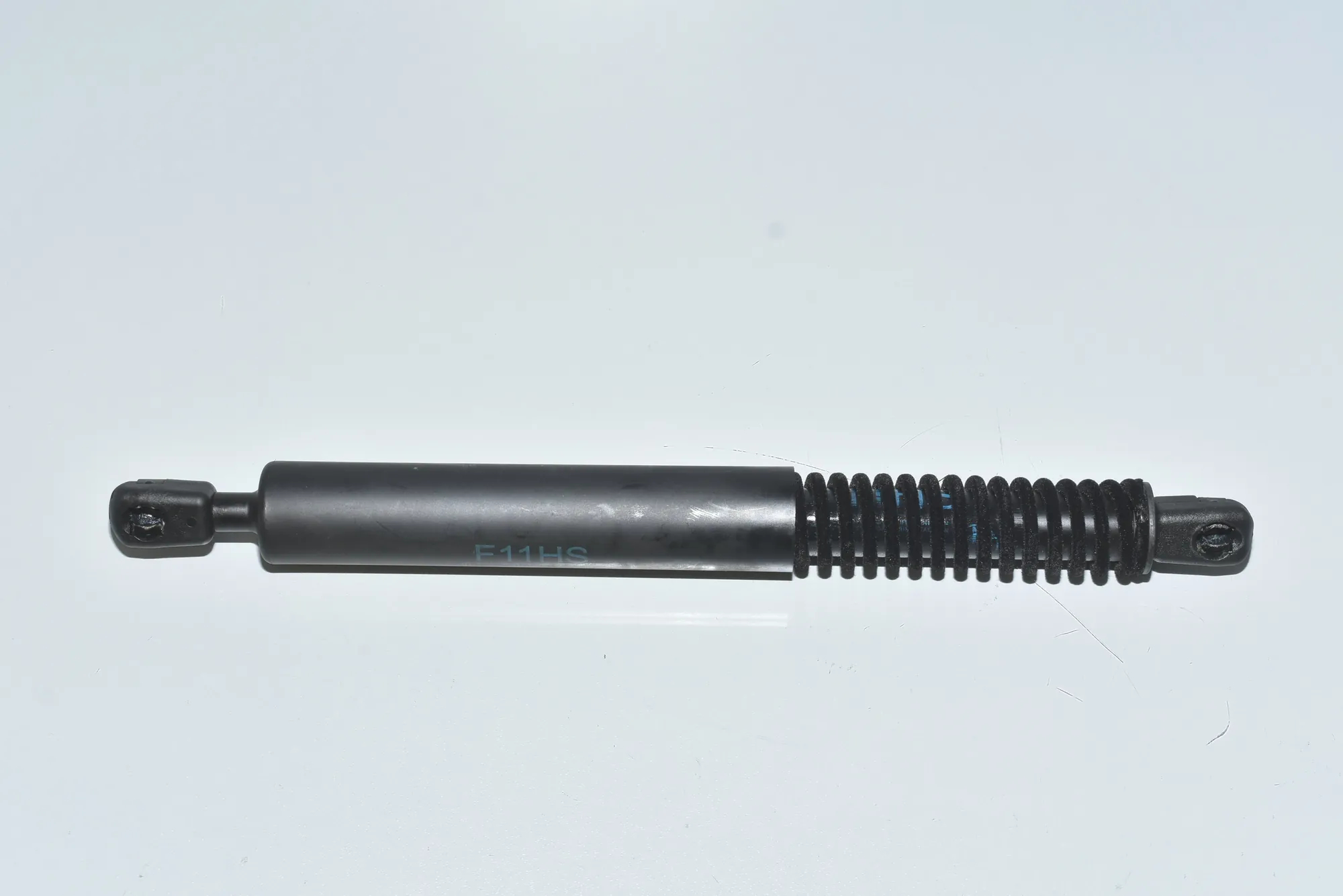 Left Side Tailgate Gas Strut – OEM 51247210557 · BMW 5 Touring (F11) 530 d 2014 – 2