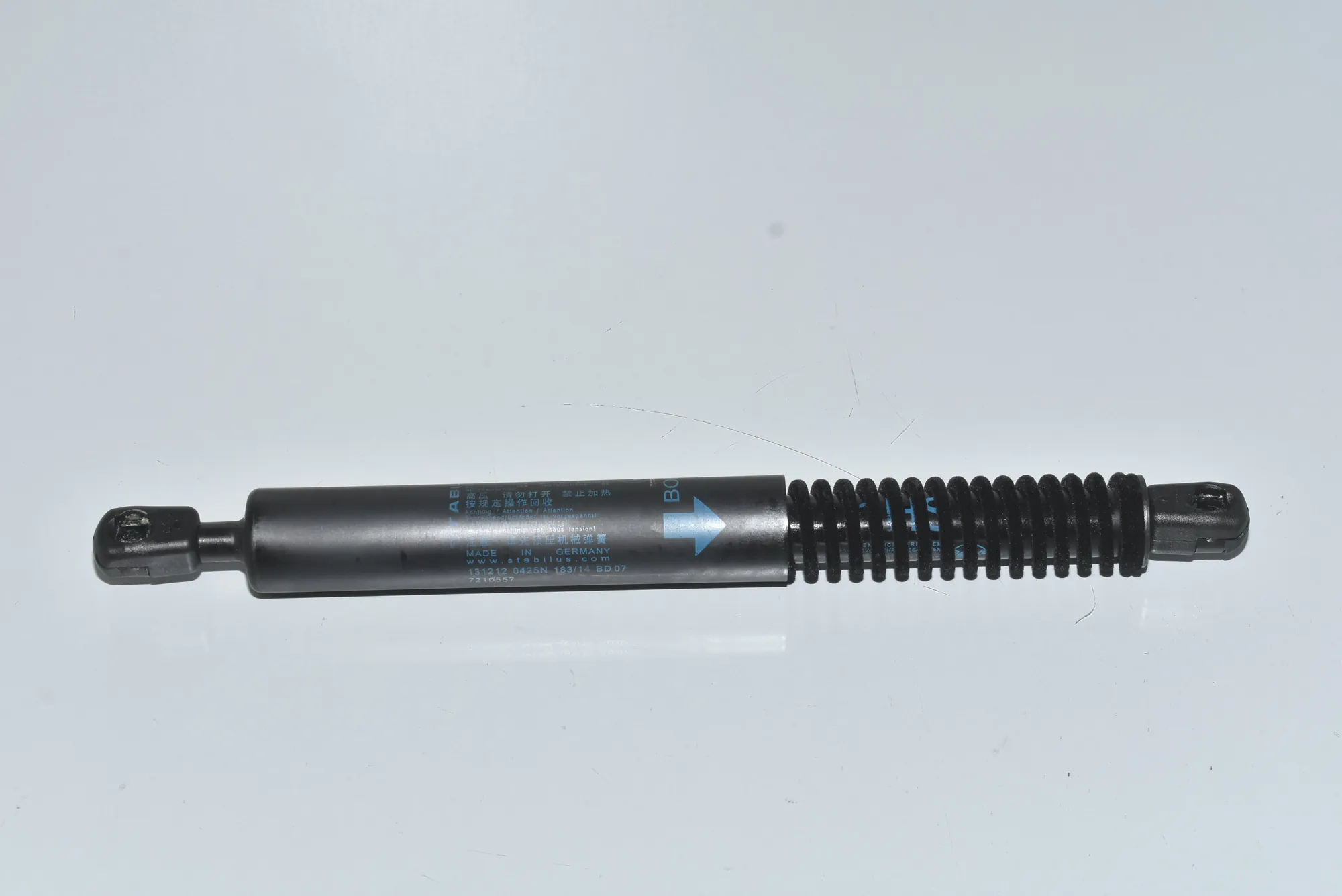 Right Side Tailgate Gas Strut – OEM 51247210557 · BMW 5 Touring (F11) 530 d 2014 – 2