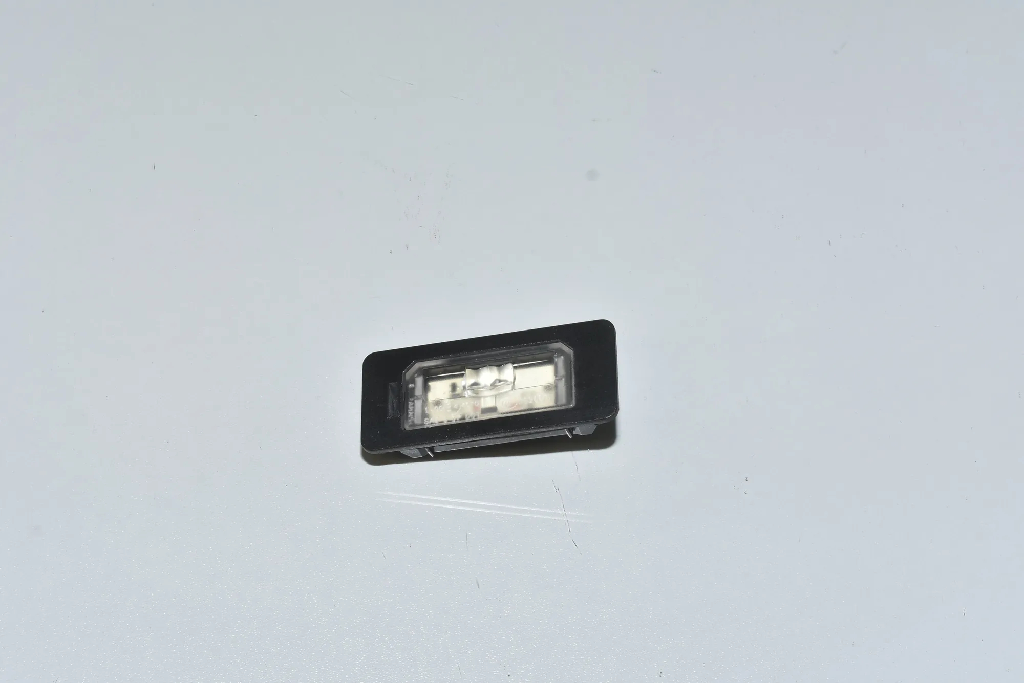 License Plate Lights – OEM 63267193293 · BMW 5 Touring (F11) 530 d 2014
