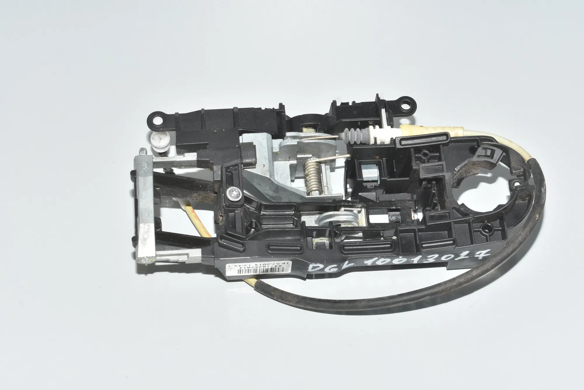 Rear Right Door Interior Handle Frame – OEM 51217187228 · BMW 5 Touring (F11) 530 d 2014 – 2