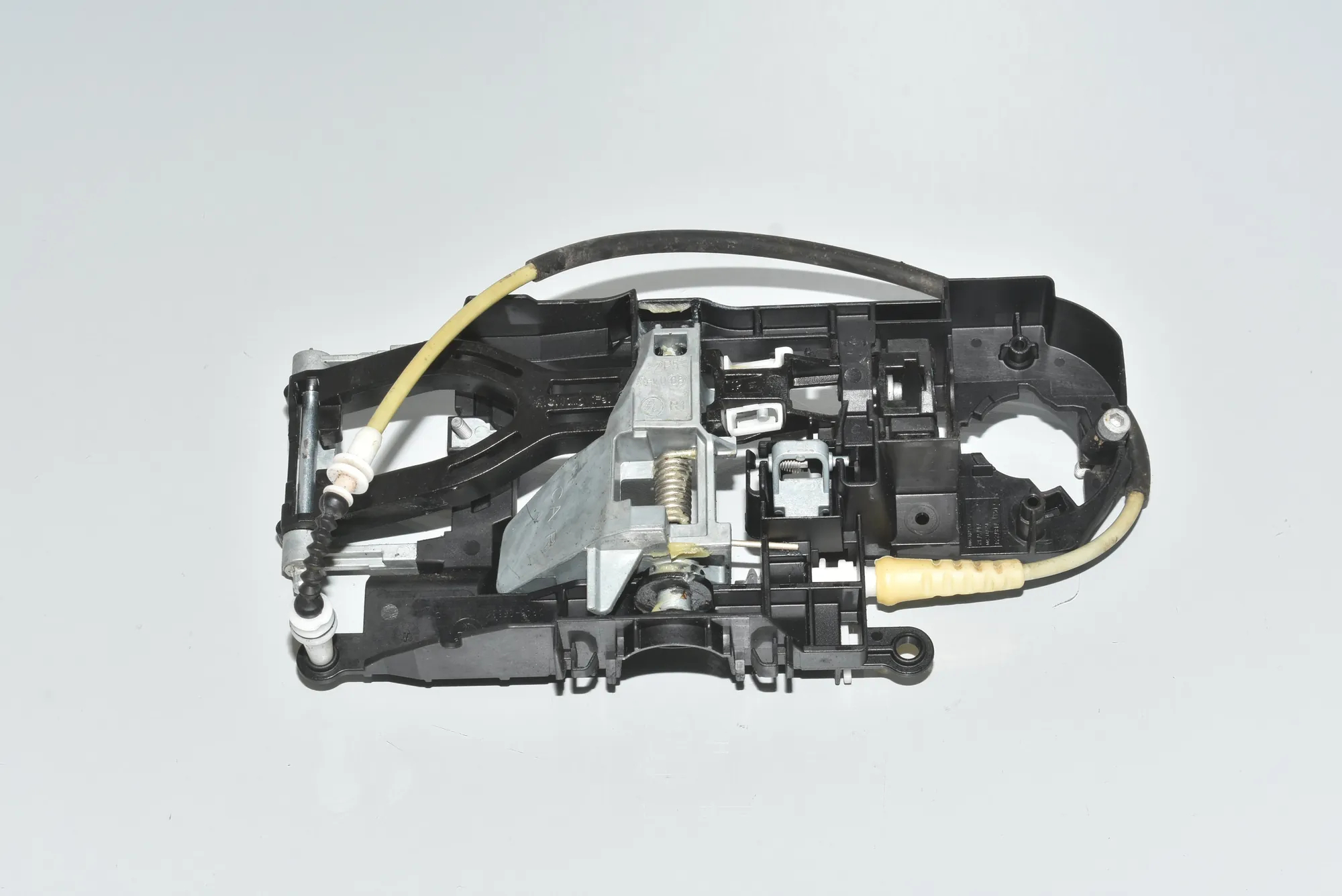 Rear Right Door Interior Handle Frame – OEM 51217187228 · BMW 5 Touring (F11) 530 d 2014 – 3