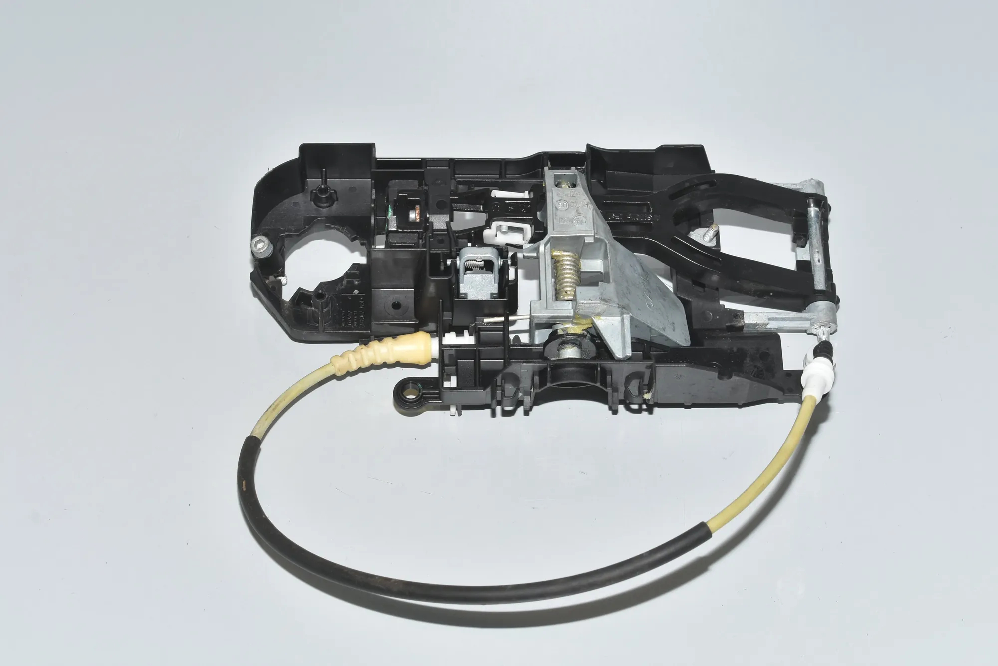 Rear Left Door Interior Handle Frame – OEM 51217187227 · BMW 5 Touring (F11) 530 d 2014 – 2