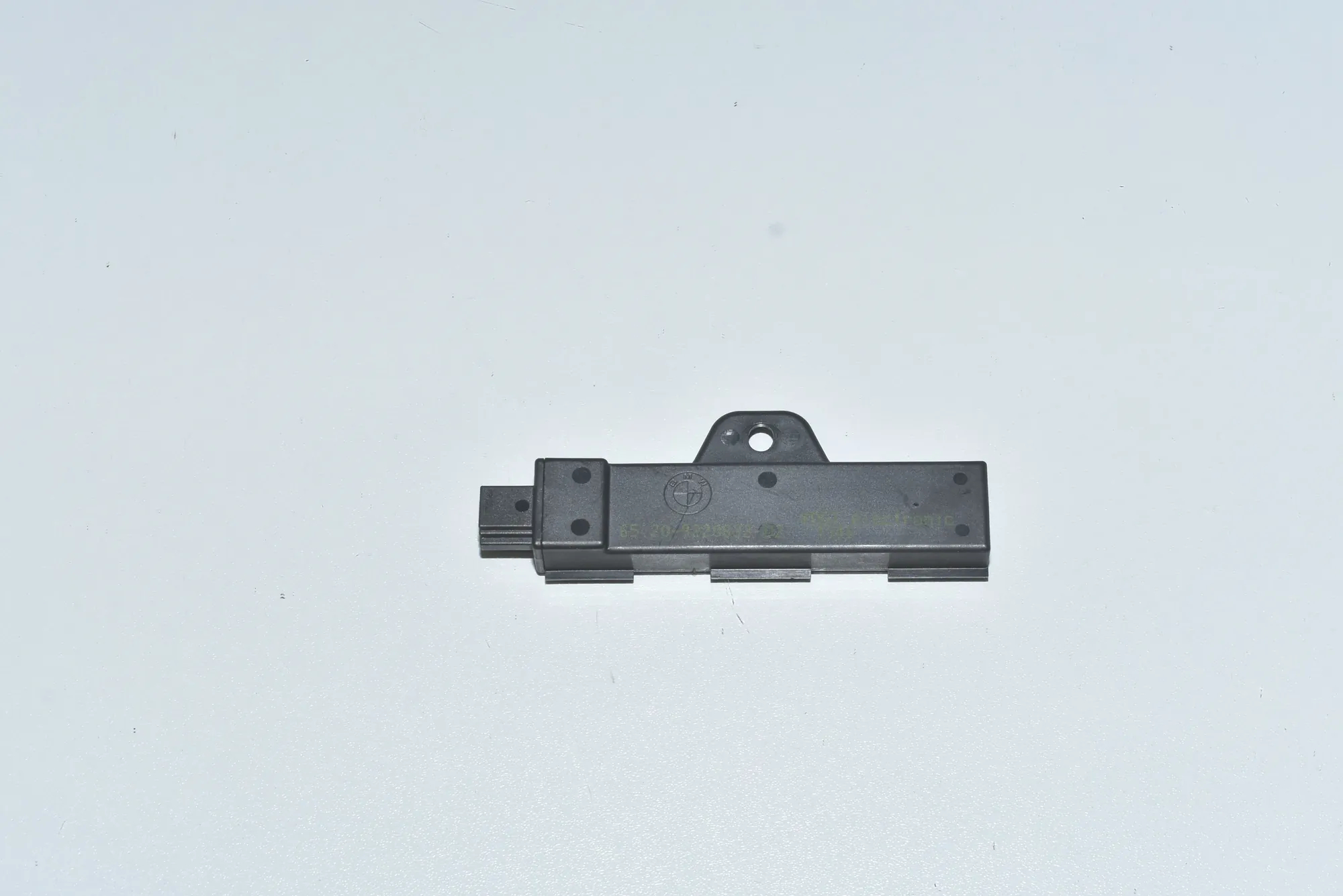 Antenna – OEM 65209220832 · BMW 5 Touring (F11) 530 d 2014