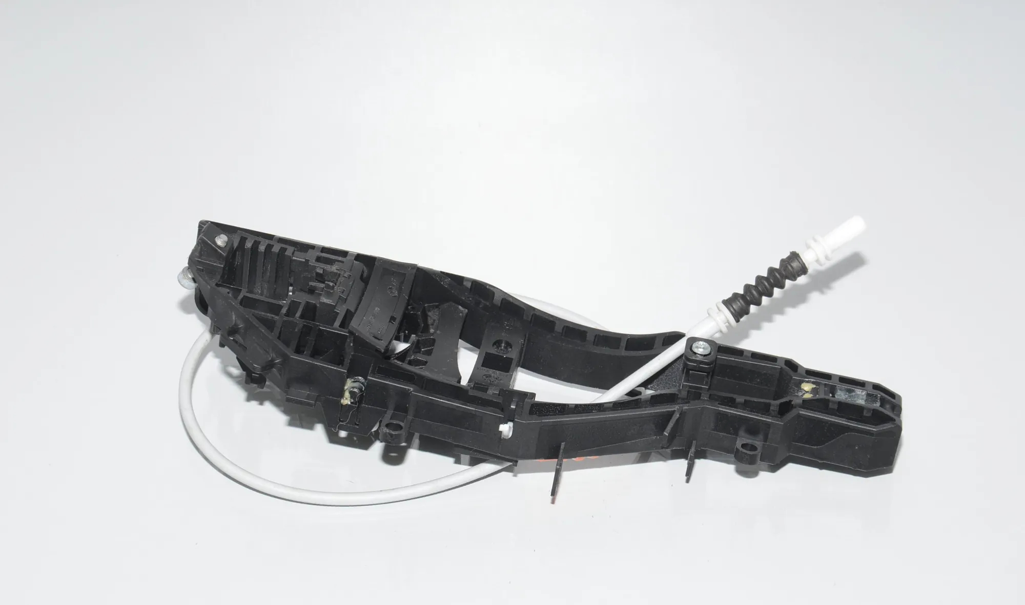 Rear Right Door Interior Handle Frame – OEM 7380546 · BMW 4 Gran Coupe (F36) BMW 4 Gran Coupe (F36) 430 i 2018 – 3