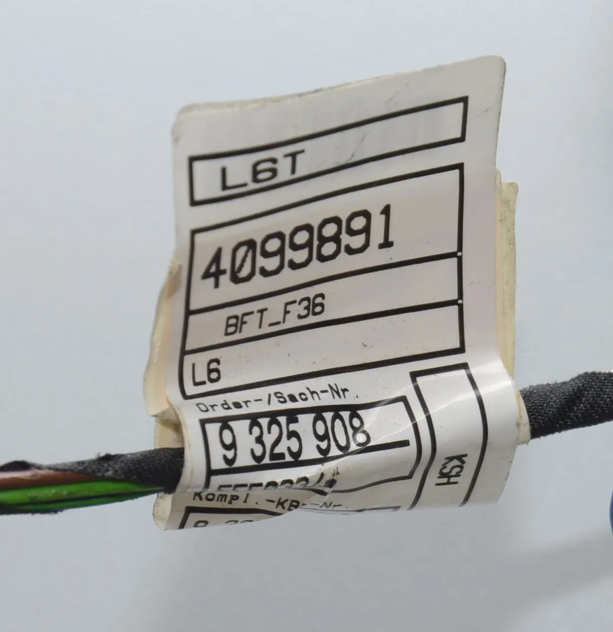 Front Left Door Wiring – OEM 9325908 · BMW 4 Gran Coupe (F36) BMW 4 Gran Coupe (F36) 430 i 2018 – 6