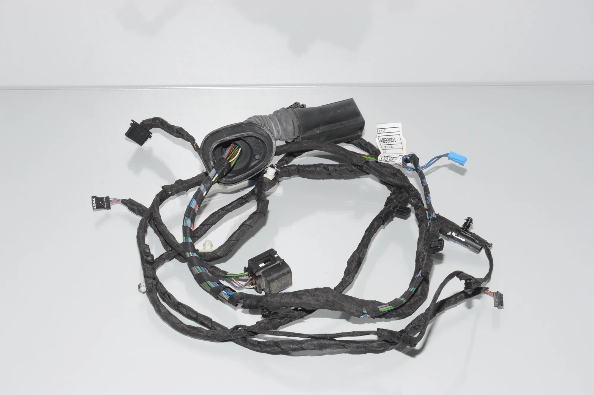 Front Left Door Wiring – OEM 9325908 · BMW 4 Gran Coupe (F36) BMW 4 Gran Coupe (F36) 430 i 2018 – 2