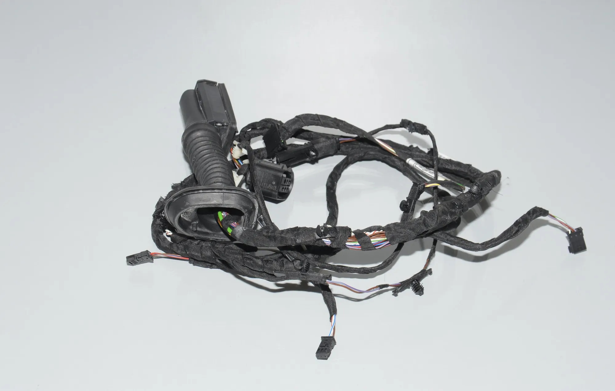 Rear Right Door Wiring – OEM 9325917 · BMW 4 Gran Coupe (F36) BMW 4 Gran Coupe (F36) 430 i 2018 – 2