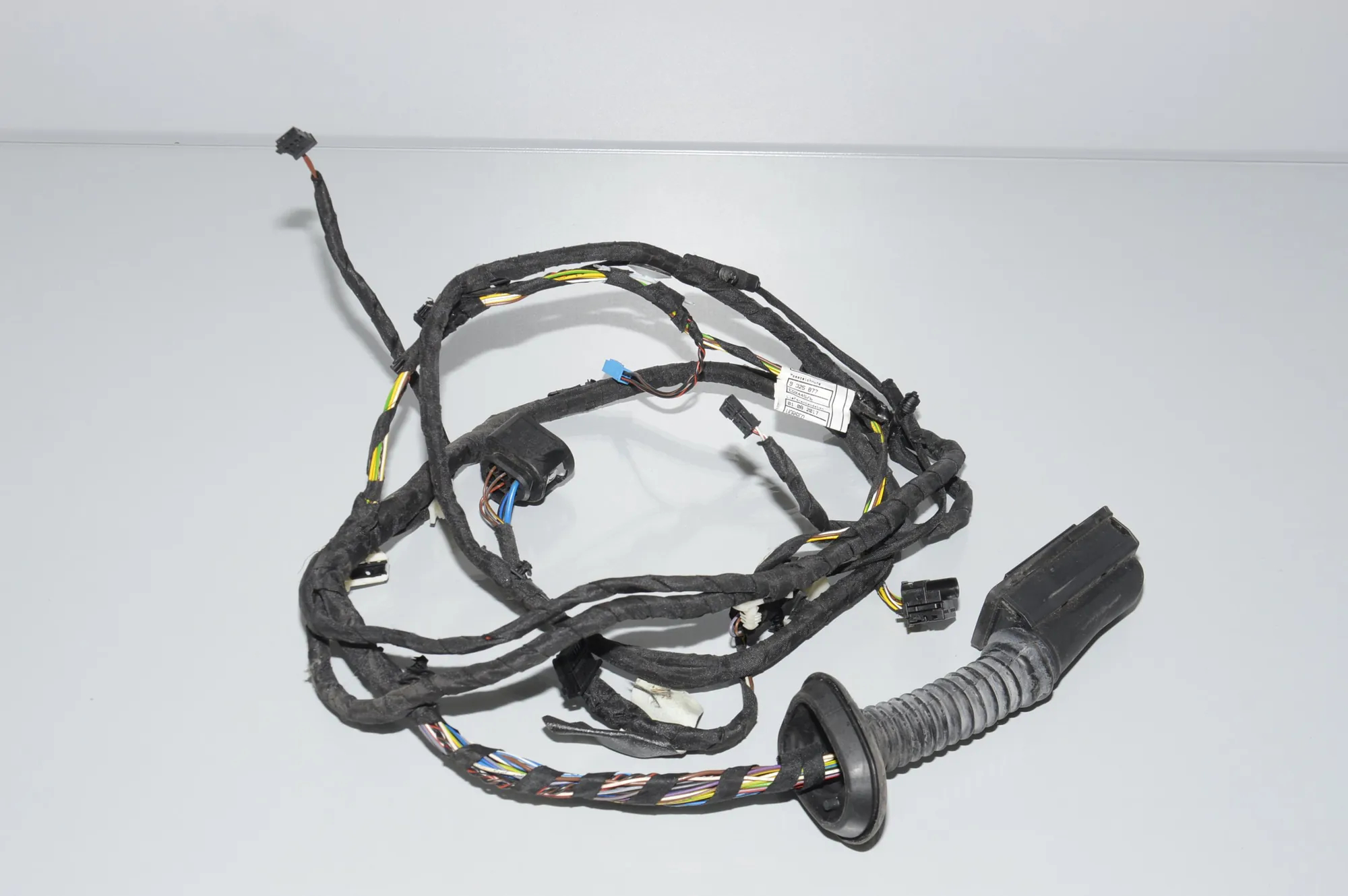 Front Right Door Wiring – OEM 9325889 · BMW 4 Gran Coupe (F36) BMW 4 Gran Coupe (F36) 430 i 2018 – 2