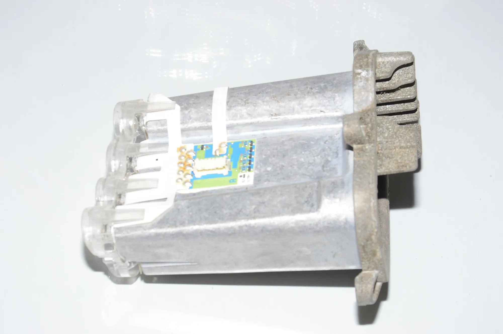 Front Right Headlight Xenon Module · BMW 7 (F01, F02) BMW 7 (F01, F02) 750 d xDrive 2012 – 4