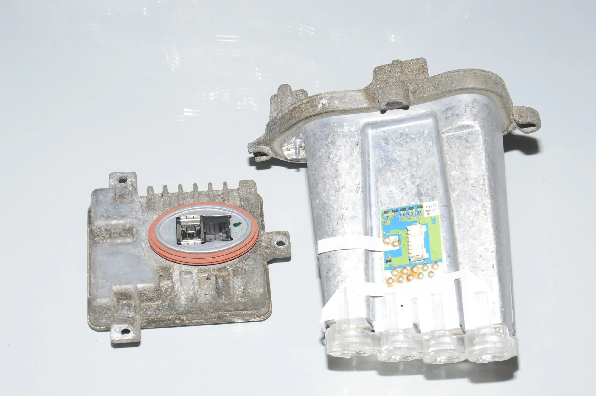 Front Right Headlight Xenon Module · BMW 7 (F01, F02) BMW 7 (F01, F02) 750 d xDrive 2012