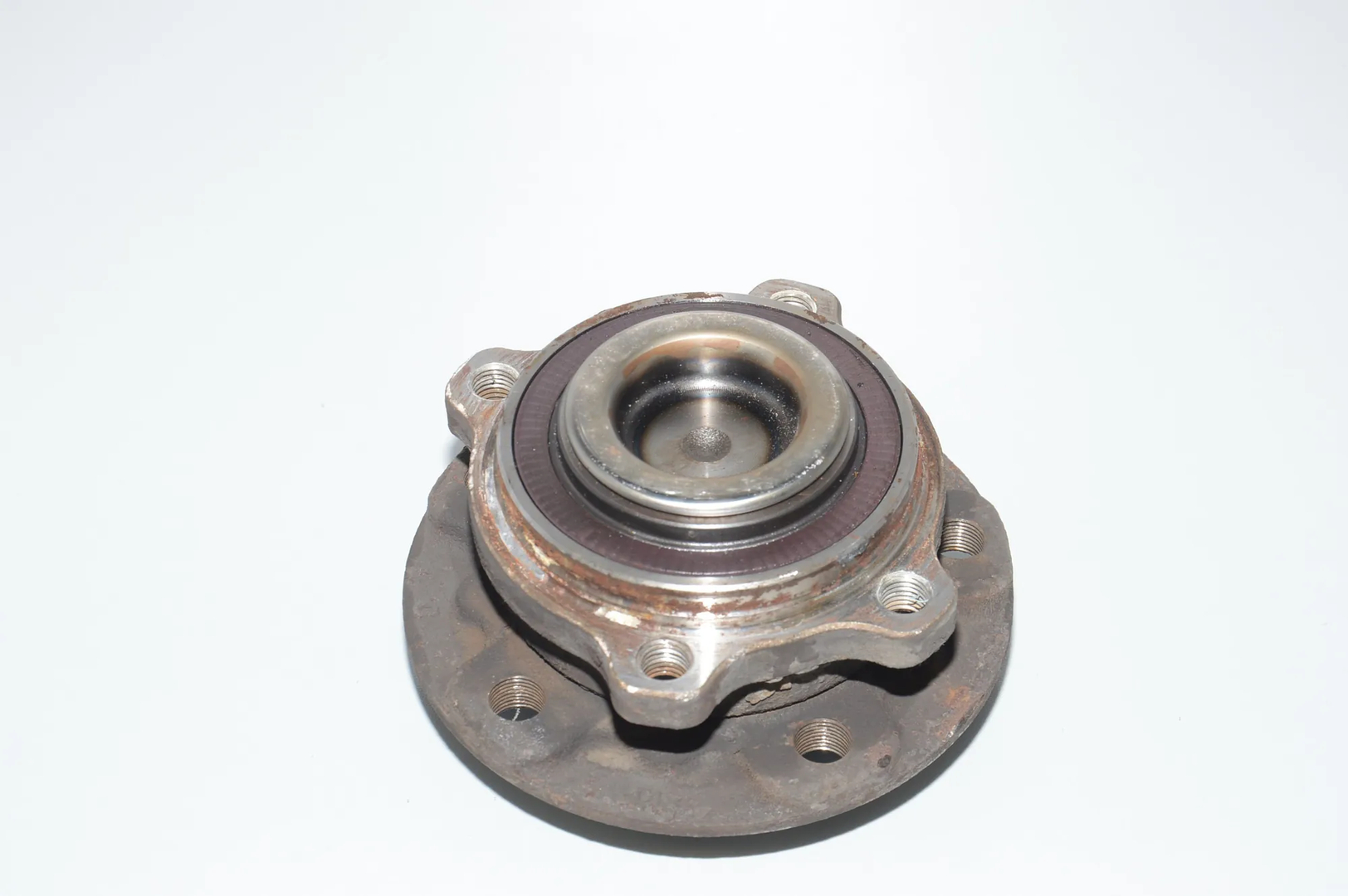 Front Right Wheel Bearing – OEM 31206872888 · BMW 5 Touring (F11) 530 d 2012 – 4