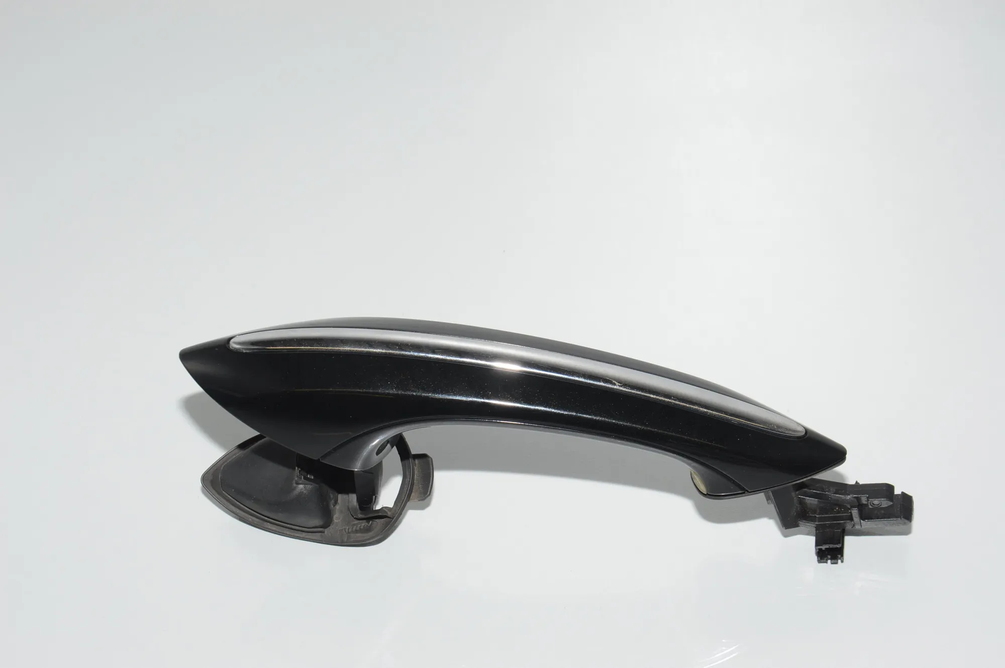 Rear Left Door Exterior Handle – OEM 51217231929 · BMW 5 (F10) 525 d 2010 – 4