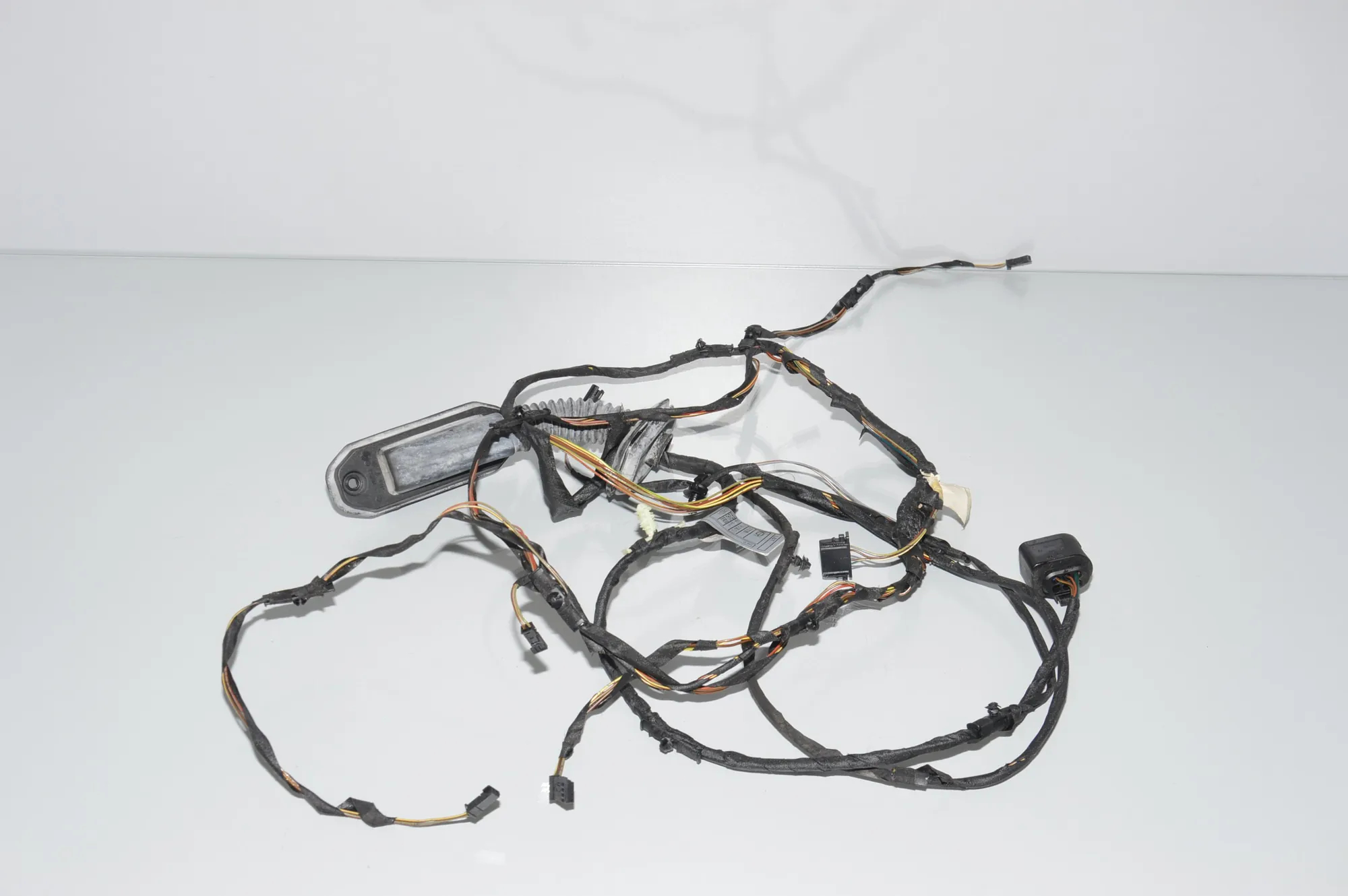 Rear Right Door Wiring – OEM 9240898 · BMW 5 (F10) 525 d 2010