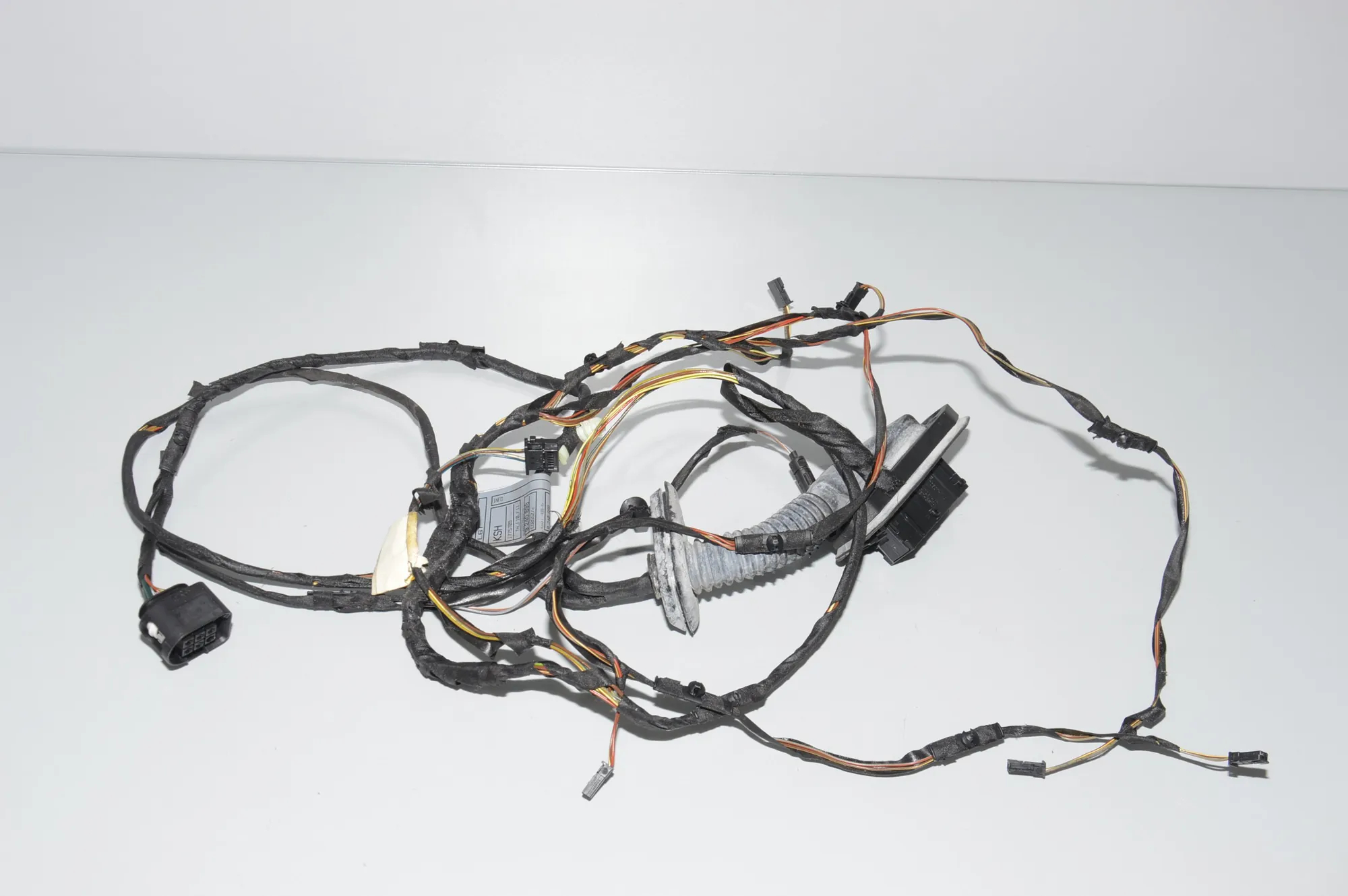 Rear Right Door Wiring – OEM 9240898 · BMW 5 (F10) 525 d 2010 – 4