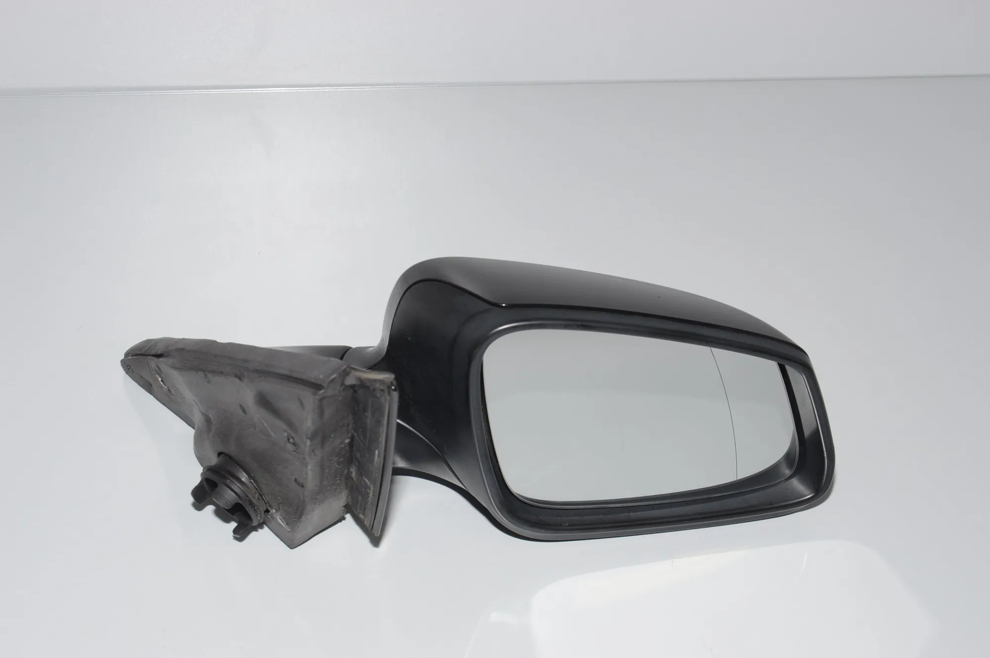 Right Side Wing Mirror – OEM 51167268236 · BMW 5 (F10) 525 d 2010 – 2