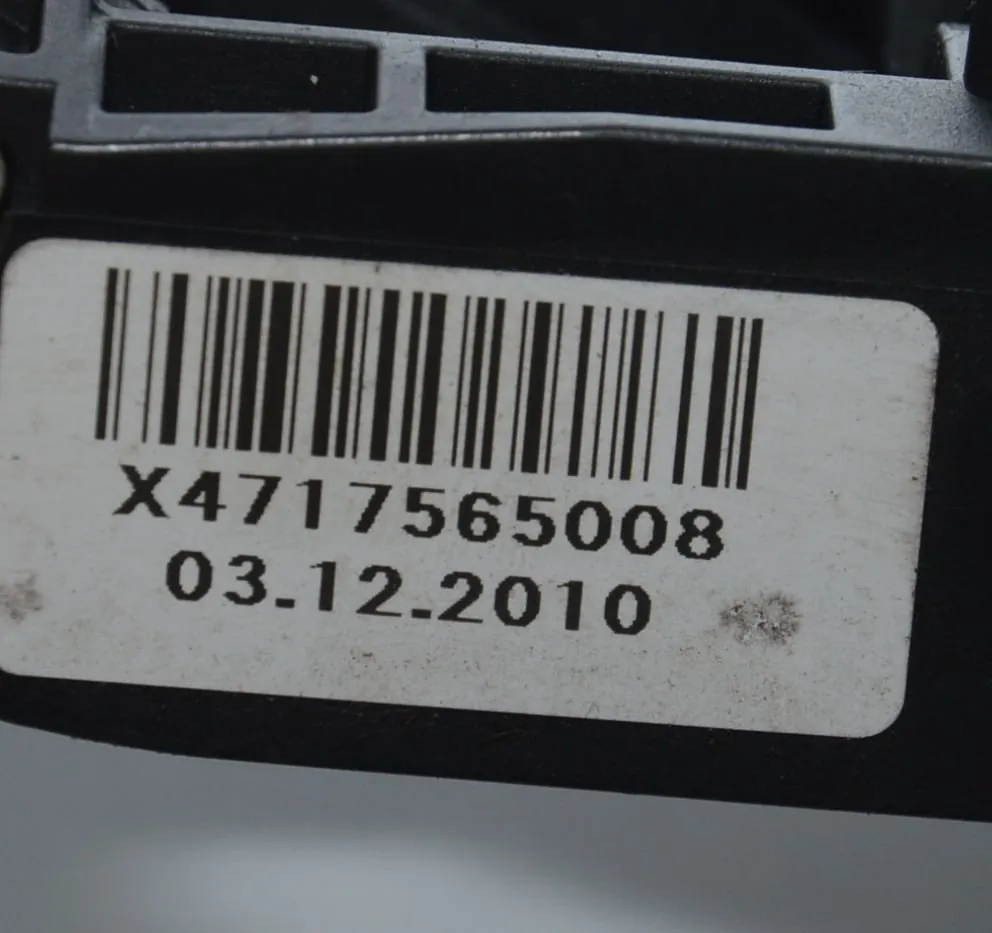 Front Right Door Interior Handle Frame – OEM 7175650 · BMW 5 (F10) 525 d 2010 – 4