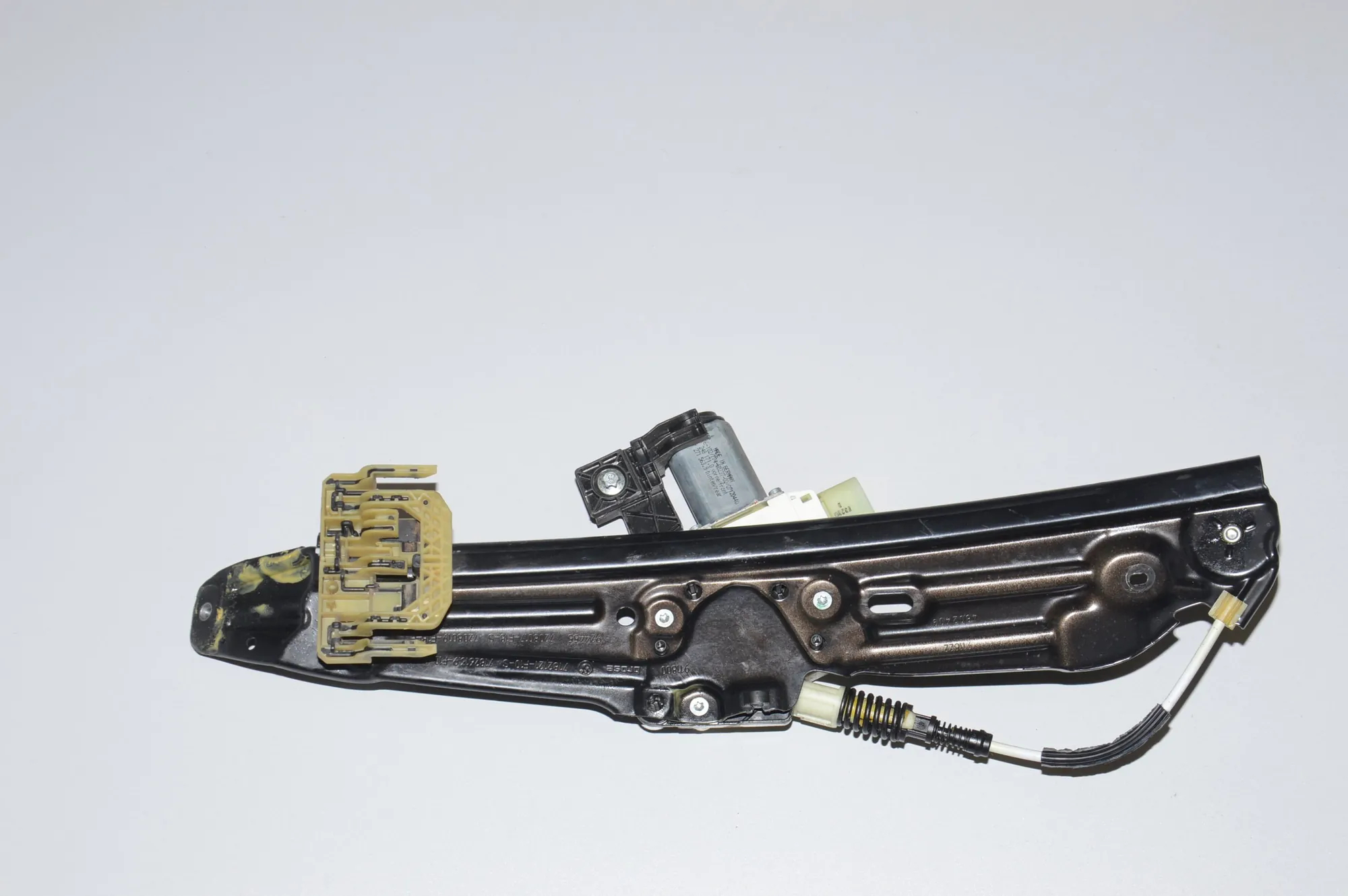 Rear Left Door Window Regulator – OEM 7182613 · BMW 5 (F10) 525 d 2010 – 2