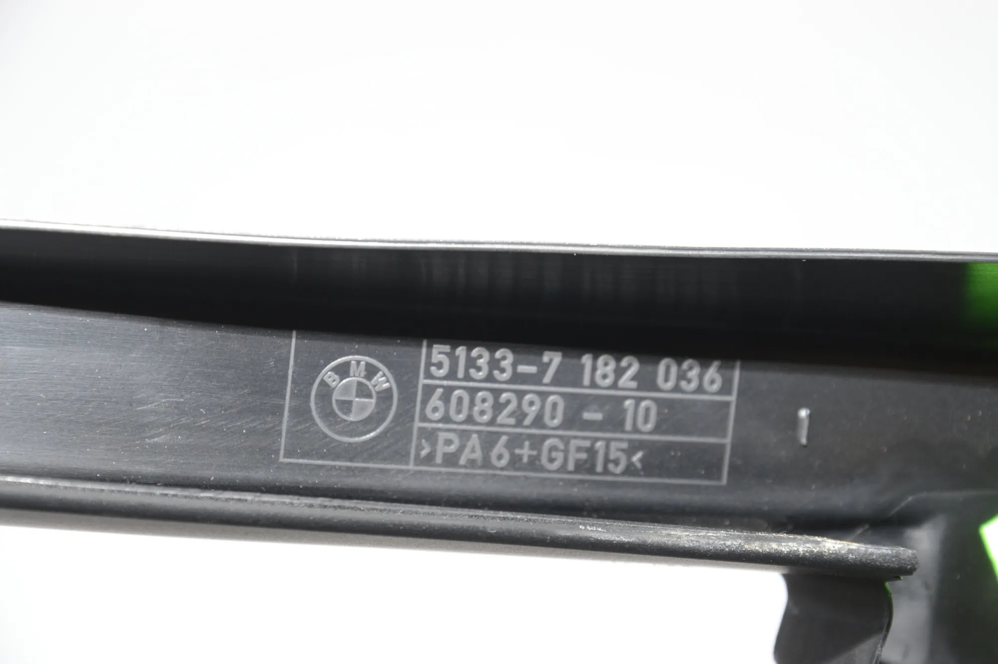 Other Trim Parts – OEM 7182036 · BMW 5 (F10) 525 d 2010 – 5
