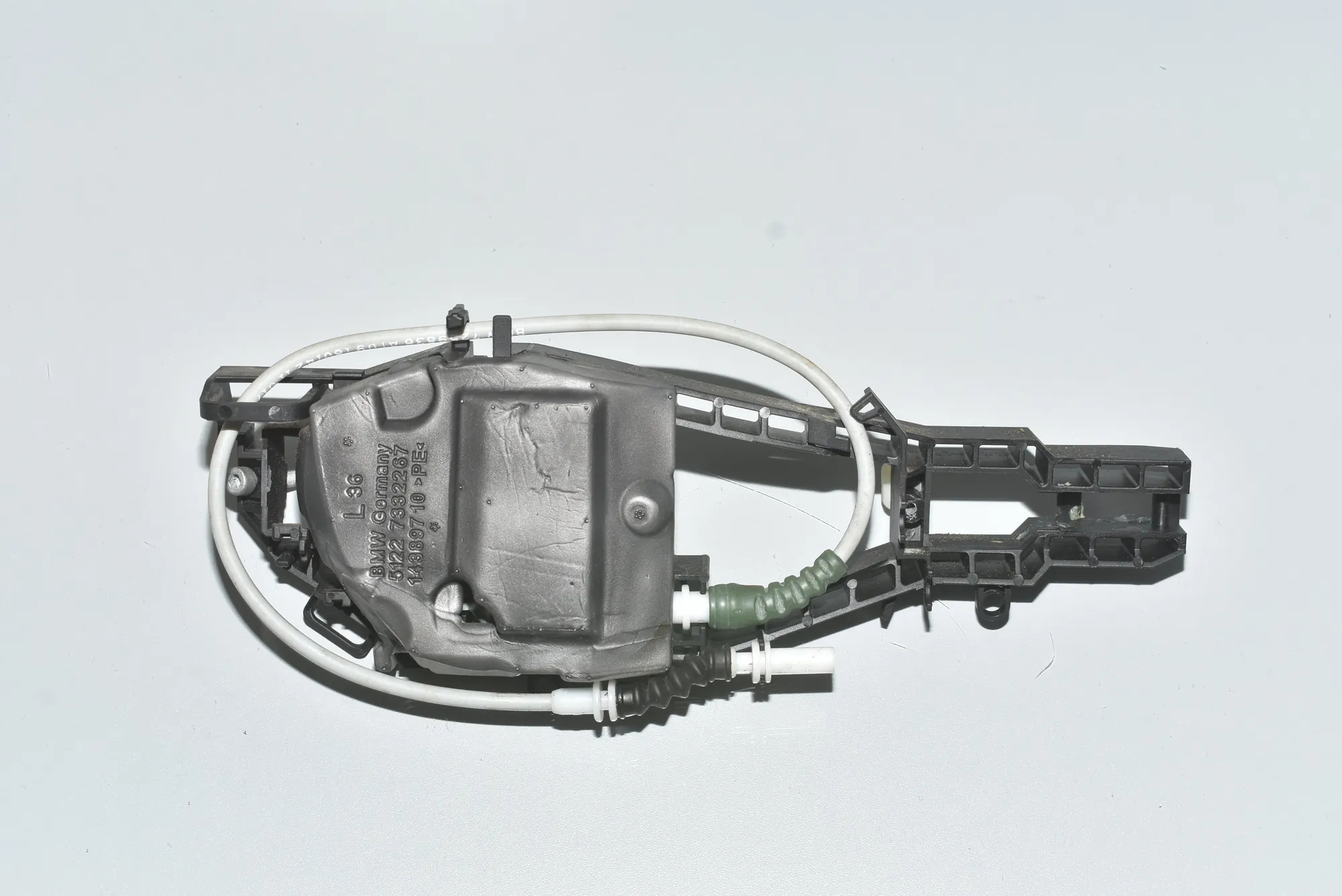 Rear Left Door Interior Handle Frame – OEM 51227332267 · BMW 3 Touring (F31) 335 d xDrive 2016 – 2