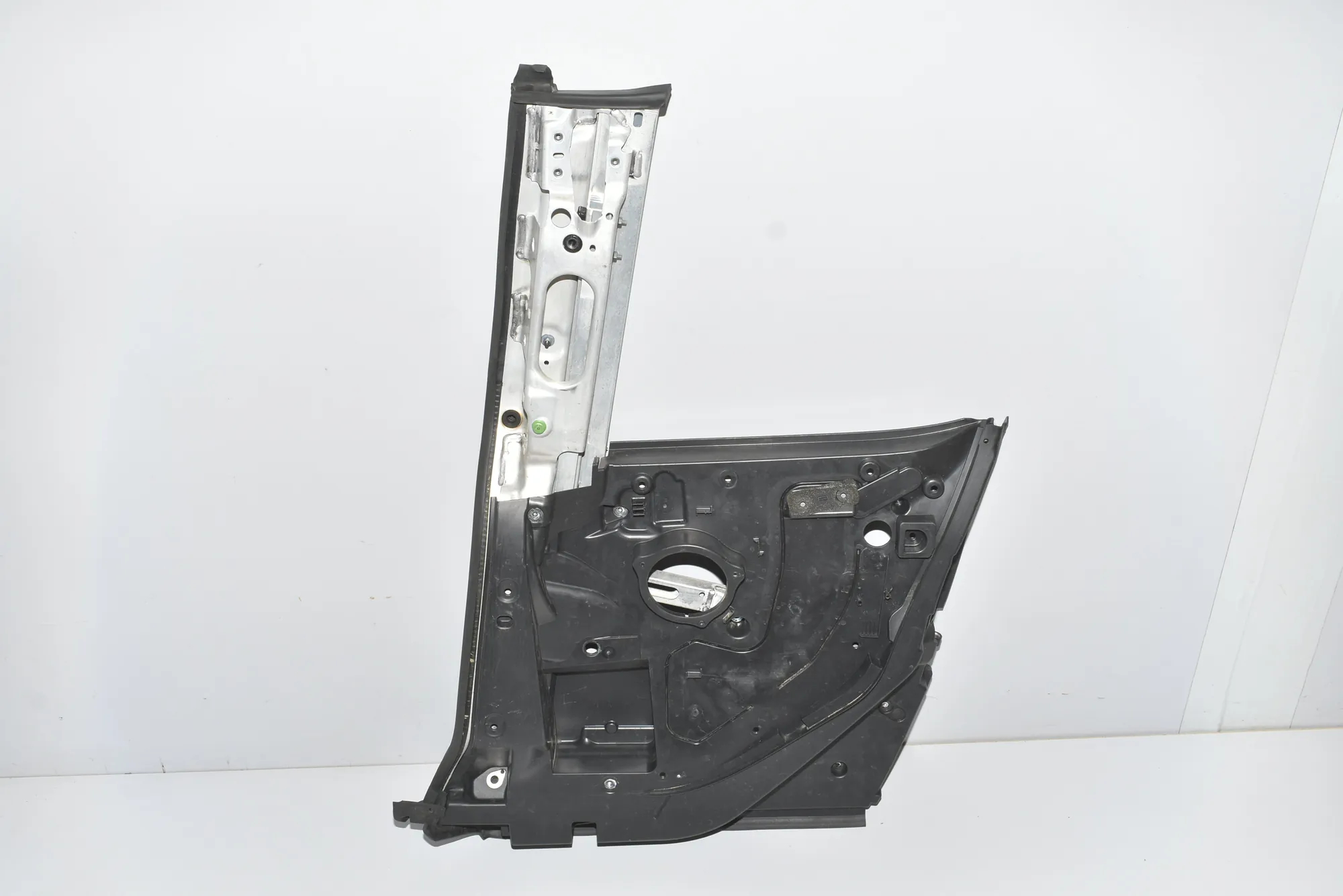 Rear Right Door – OEM 7266720 · BMW i3 (I01) Hybrid 2014 – 3