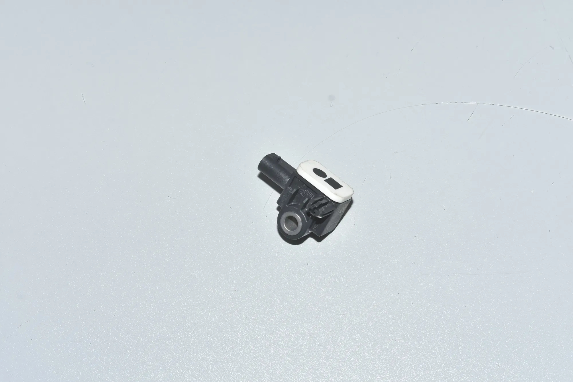 Front Right Impact Sensor – OEM 65779234989 · BMW 3 Touring (F31) 335 d xDrive 2016 – 3