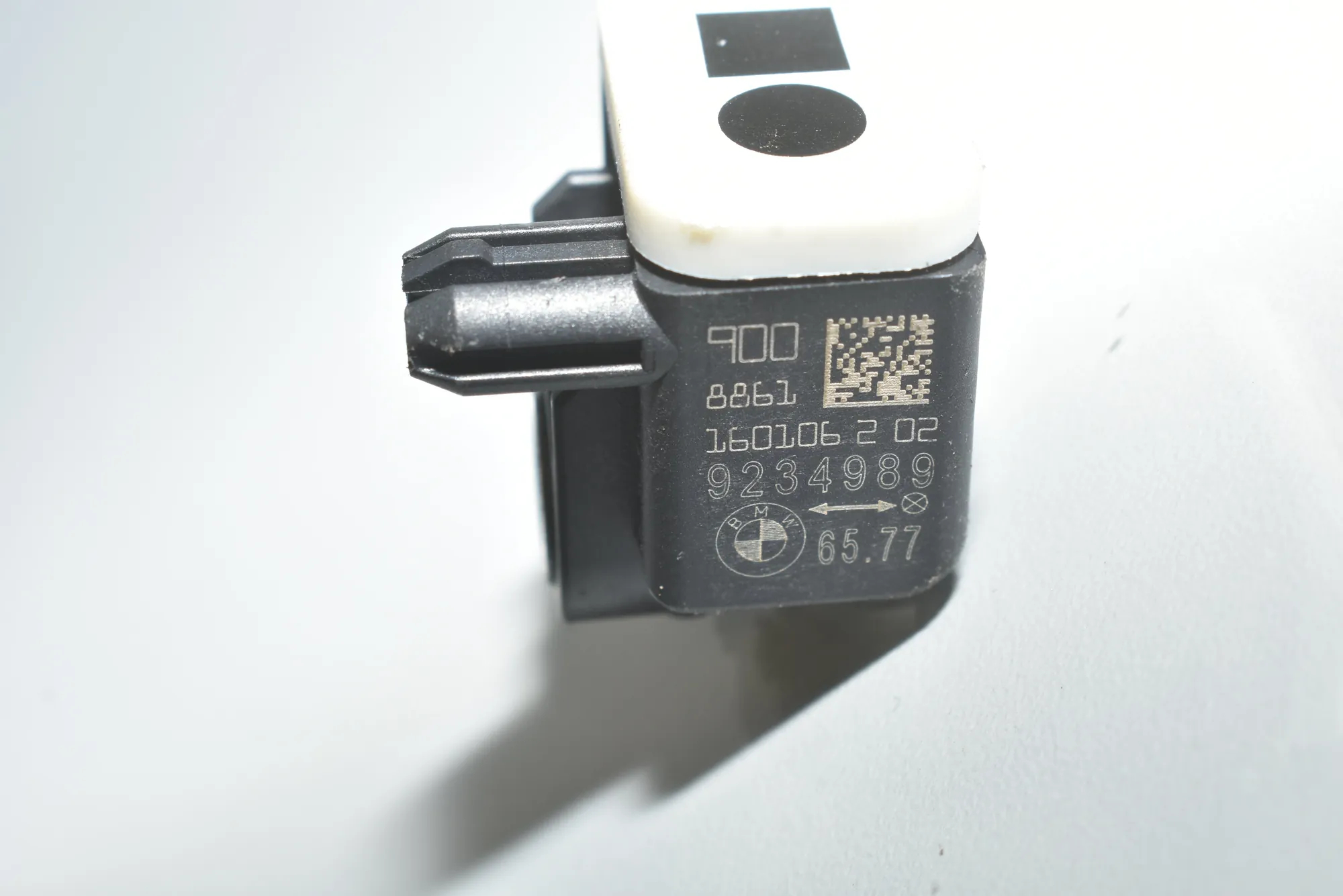 Front Left Impact Sensor – OEM 65779234989 · BMW 3 Touring (F31) 335 d xDrive 2016 – 4