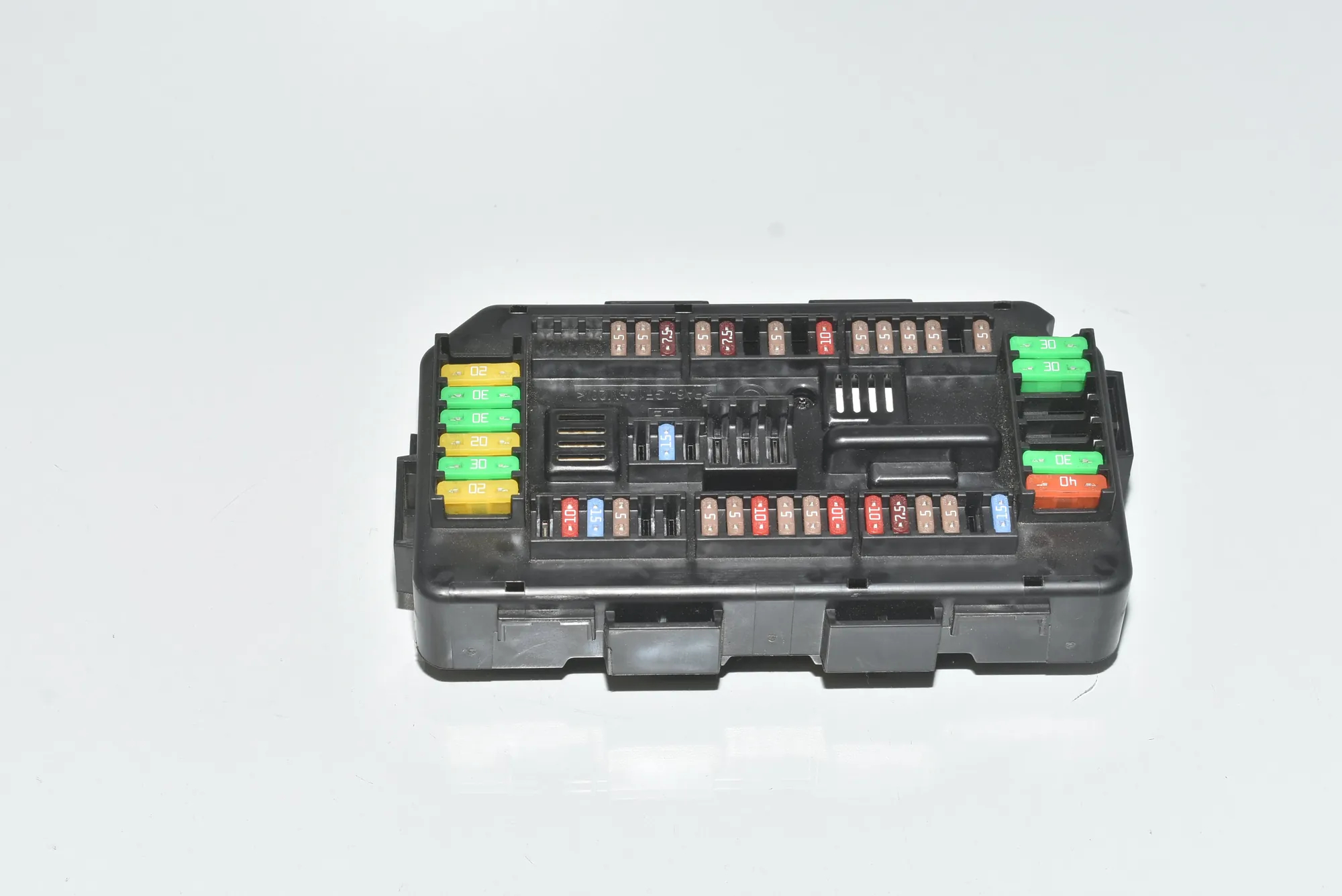 Fuse Box – OEM 61149389068 · BMW 3 Touring (F31) 335 d xDrive 2016