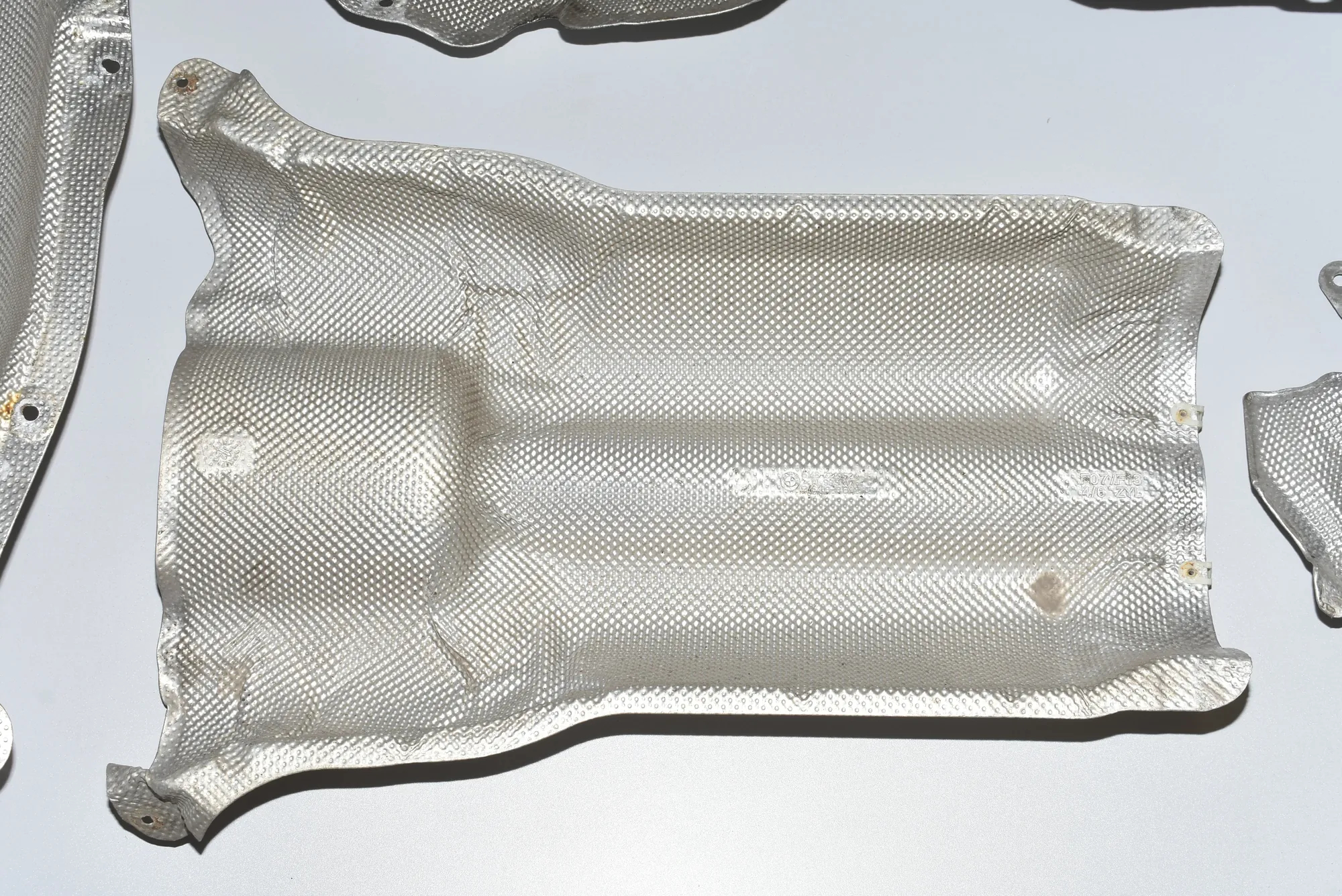 Heat Insulation – OEM 51487193523 · BMW 5 Touring (F11) 530 d 2012 – 3