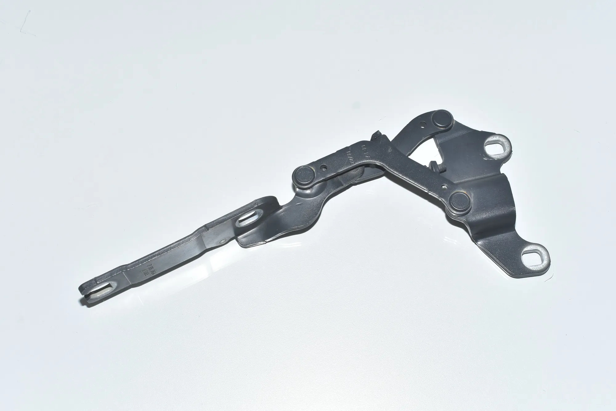 Front Right Bonnet Hinge – OEM 7115264 · BMW 3 Touring (E91) 330 d xDrive 2010