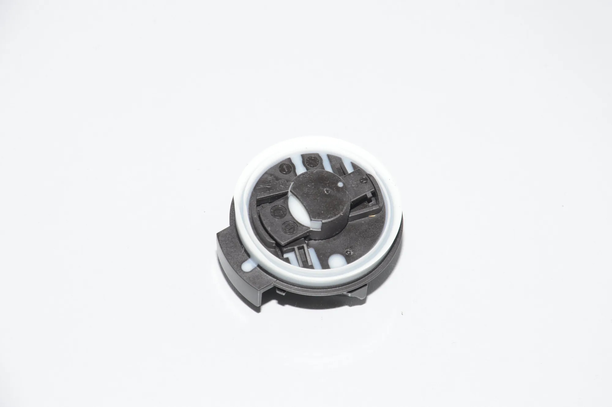 Front Left Impact Sensor – OEM 65779279391 · BMW 8 Coupe (G15, F92) BMW 8 Coupe (G15, F92) 840 d xDrive 2018 – 3