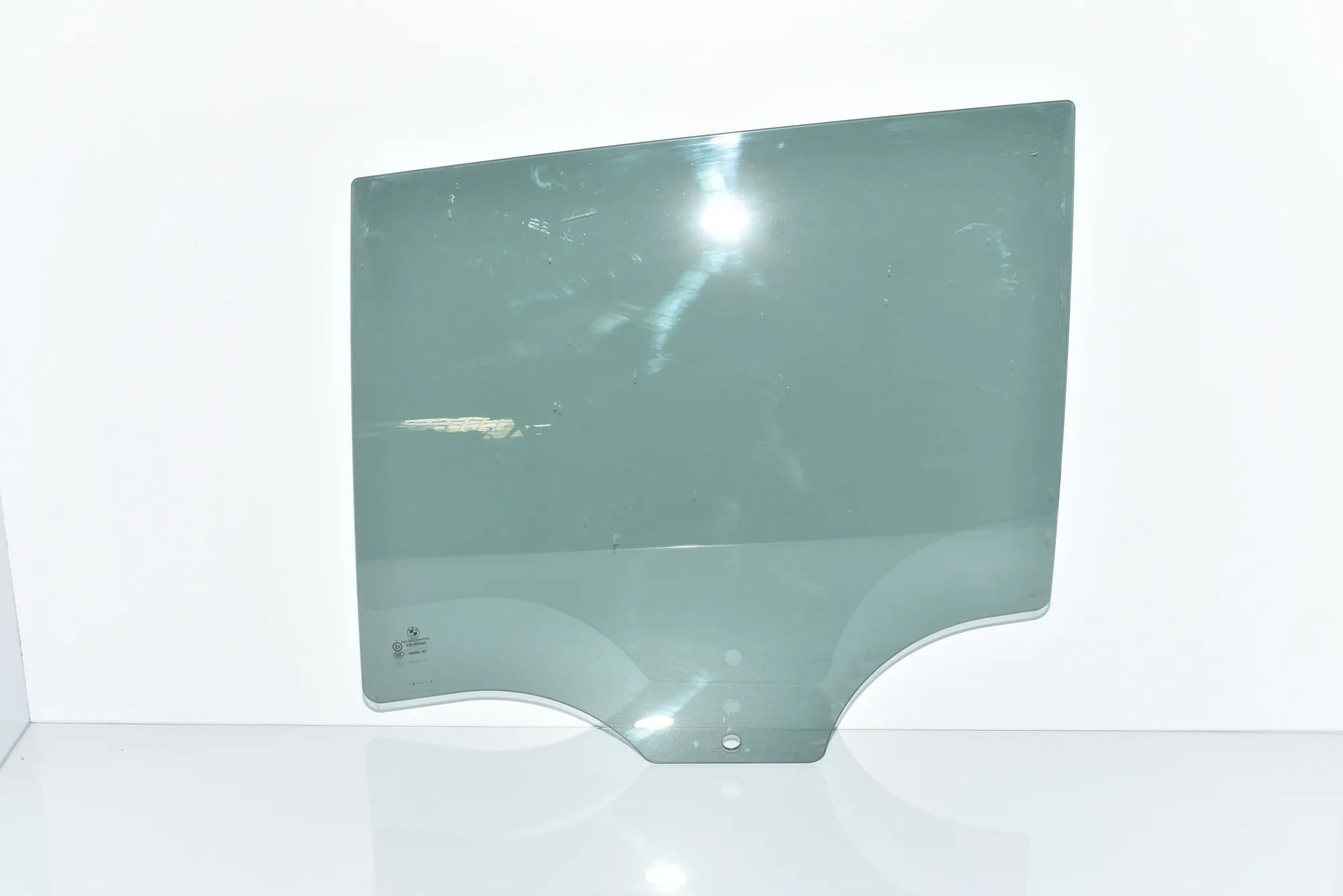 Rear Left Door Window – OEM 51357182125 · BMW 5 Touring (F11) 530 d 2012