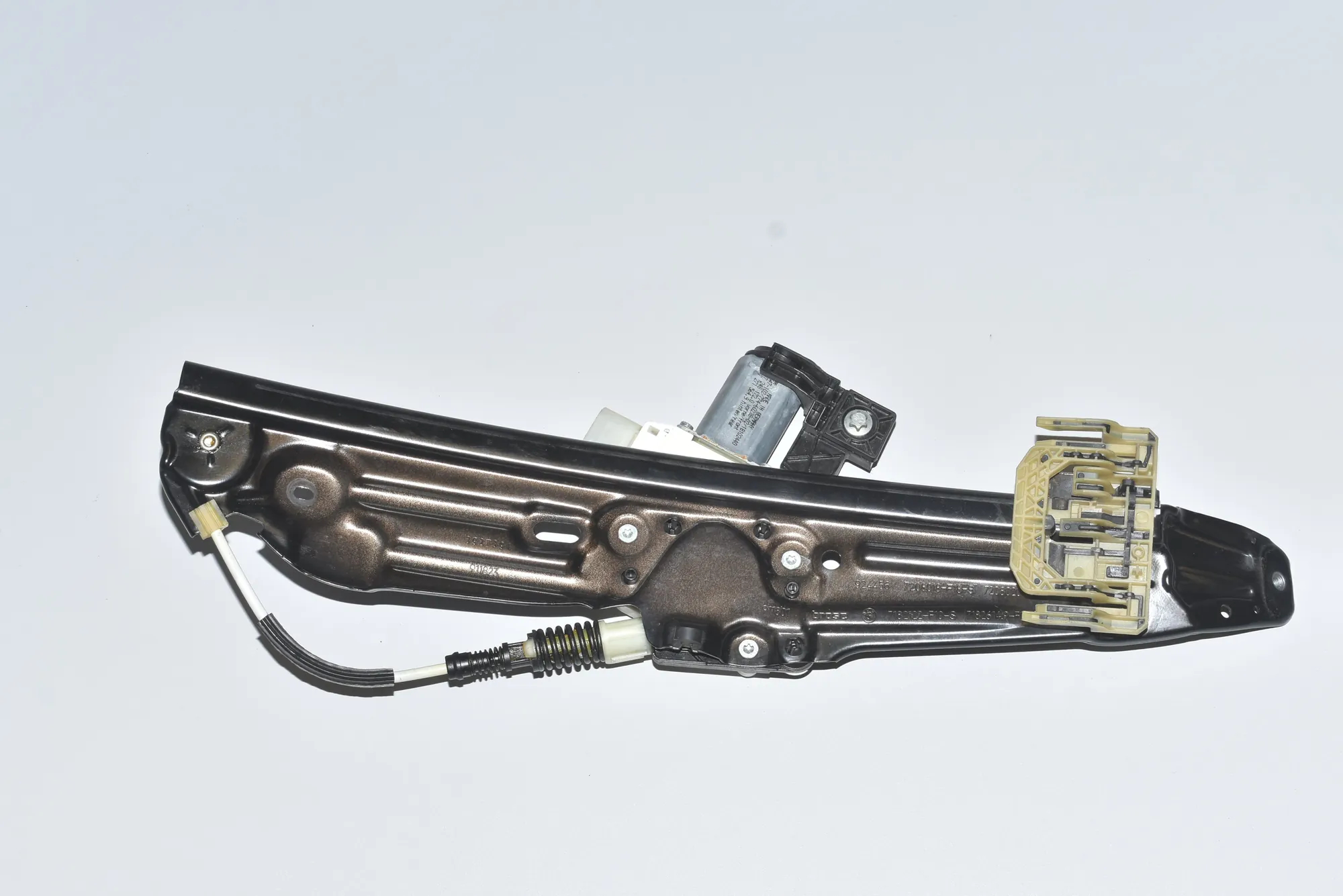 Rear Right Door Window Regulator – OEM 7208018 · BMW 5 Touring (F11) 530 d 2012