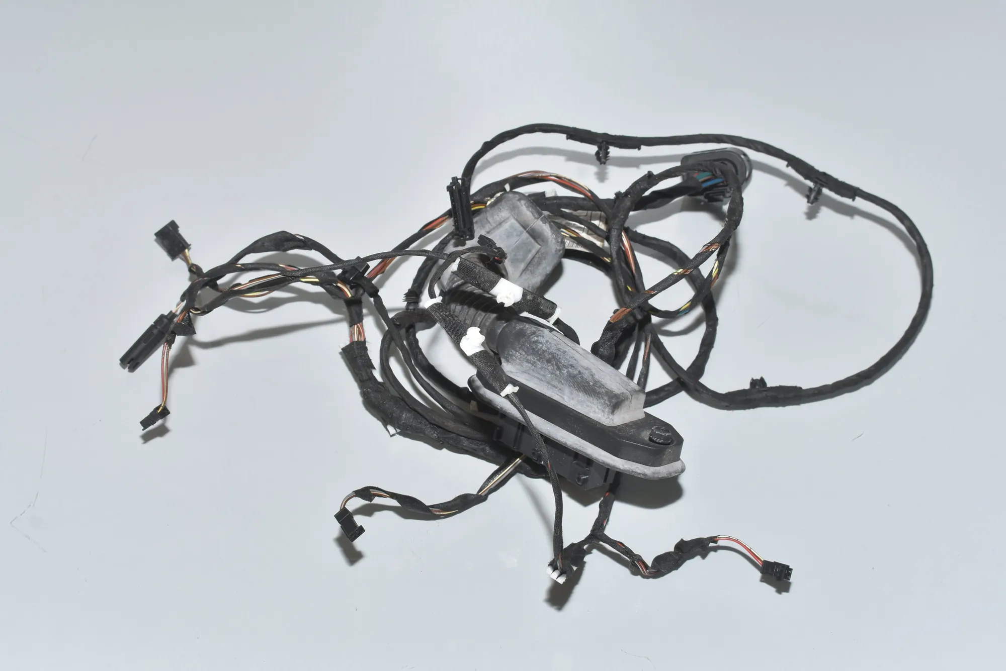 Rear Left Door Wiring – OEM 61129237088 · BMW 5 Touring (F11) 530 d 2012