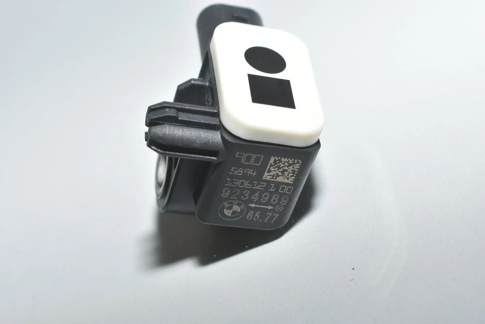 Front Right Impact Sensor – OEM 9234989 · BMW 3 (F30, F80) BMW 3 (F30, F80) 320 d 2016 – 4