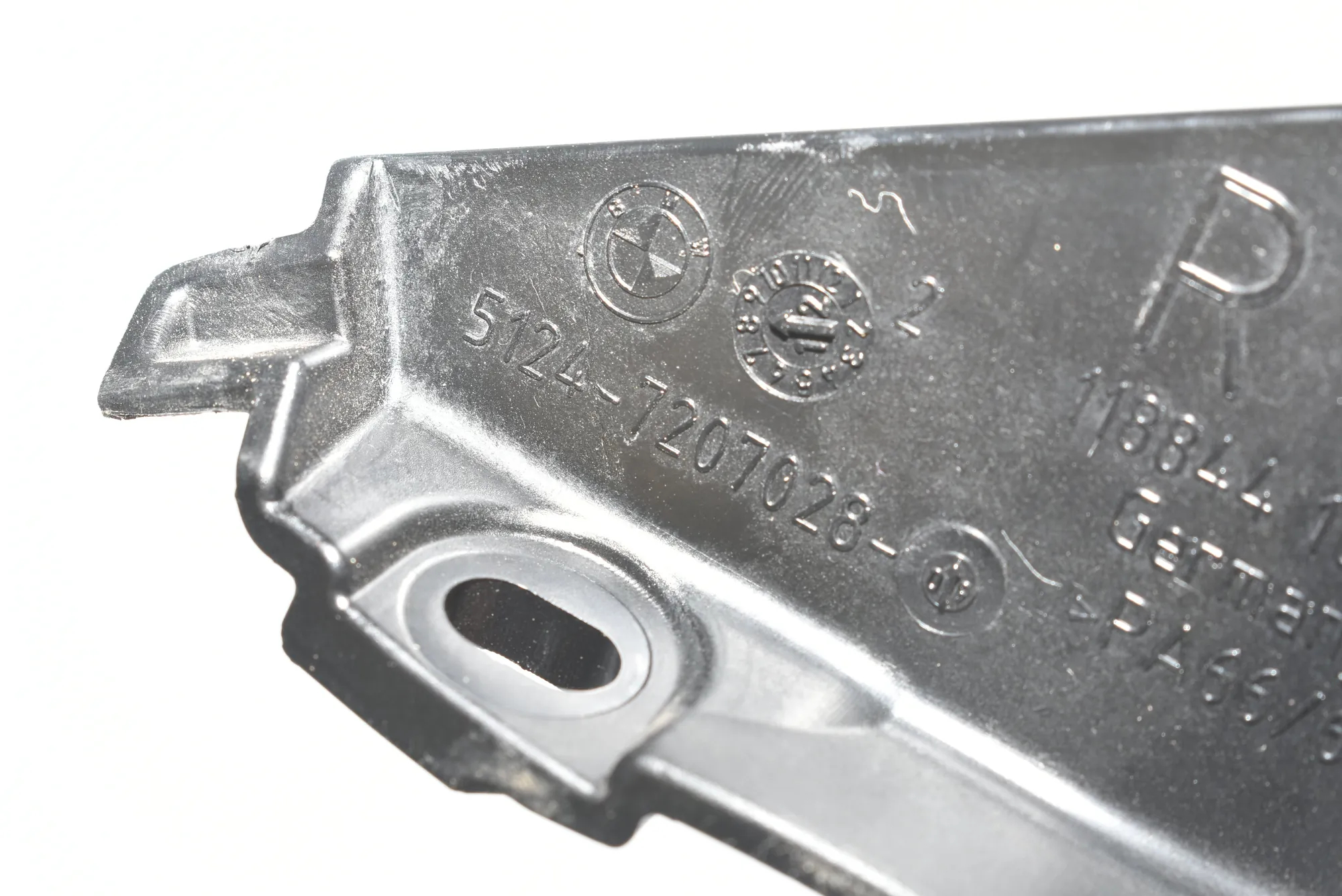 Other Body Parts – OEM 51247207028 · BMW 5 Touring (F11) 530 d 2012 – 4