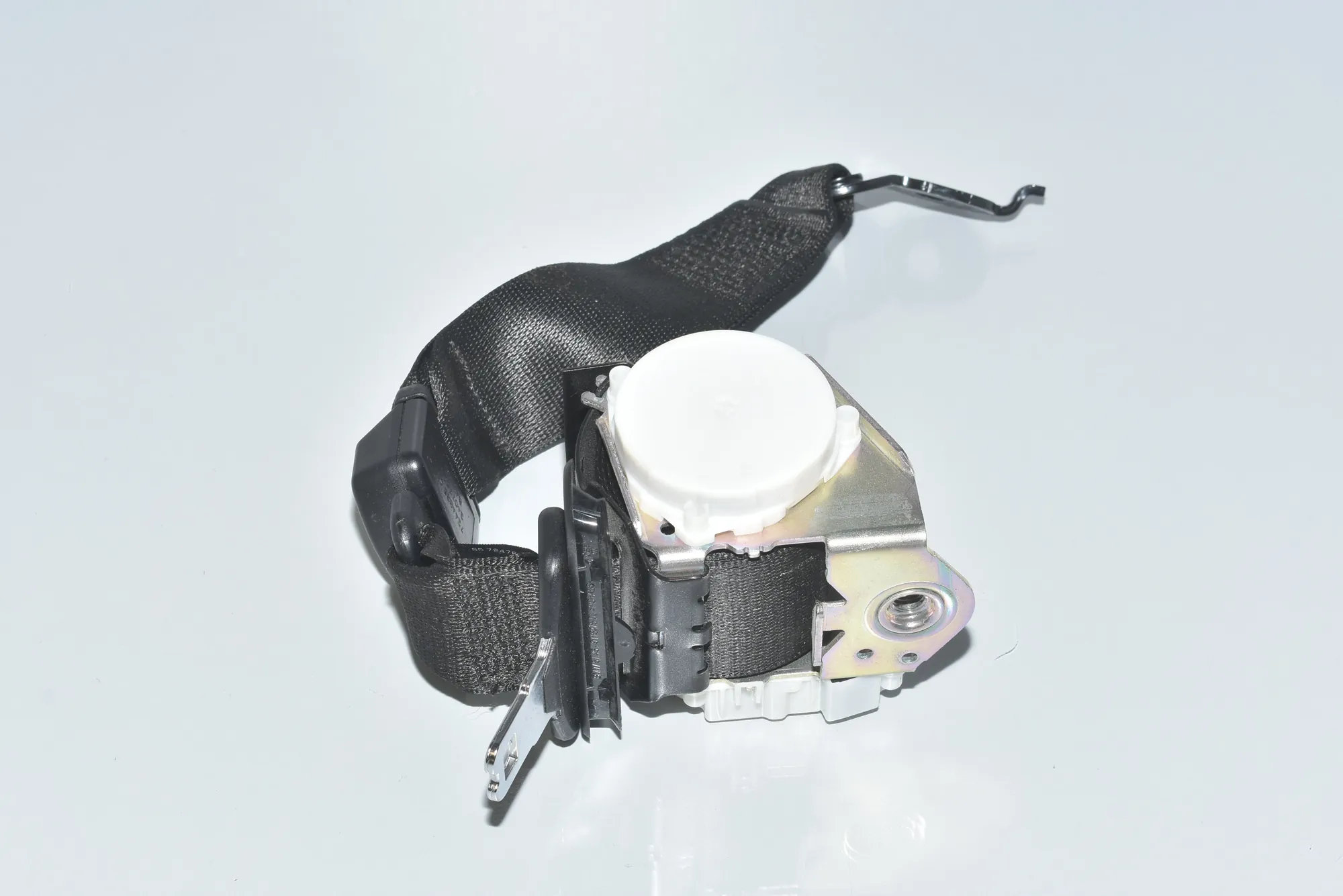 Rear Middle Seatbelt – OEM 72117247667 · BMW 5 (F10) 525 d 2010 – 2