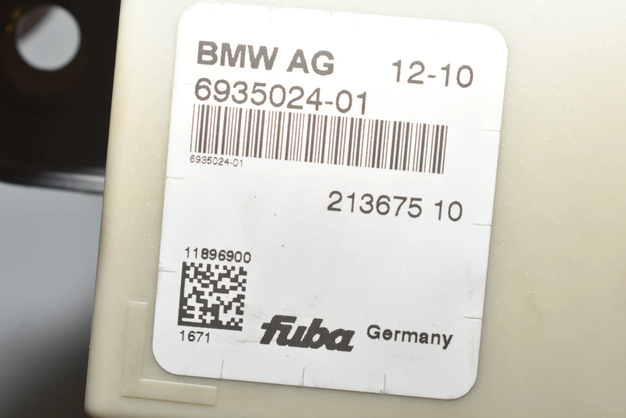 Antenna – OEM 65206935024 · BMW 5 (F10) 525 d 2010 – 4