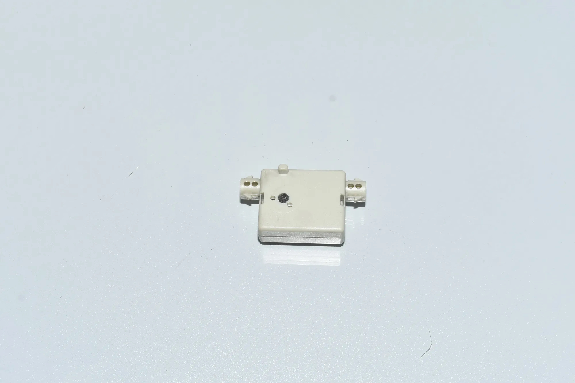 Antenna – OEM 65209118262 · BMW 5 (F10) 525 d 2010 – 3